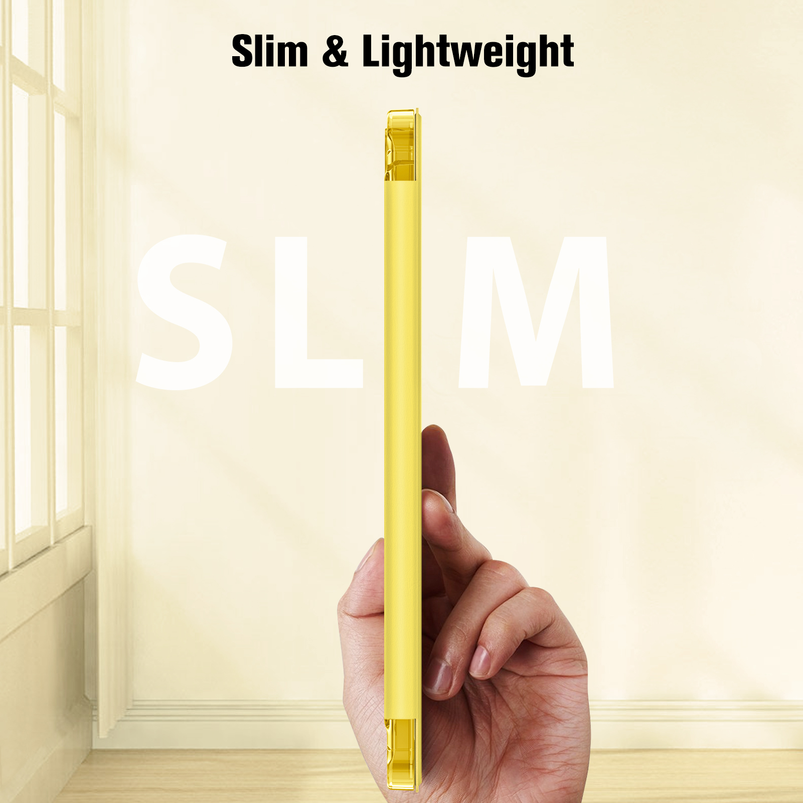 Eine Hand, die eine gelbe Handyhülle hält, mit dem Wort "SLIM" im Hintergrund.
