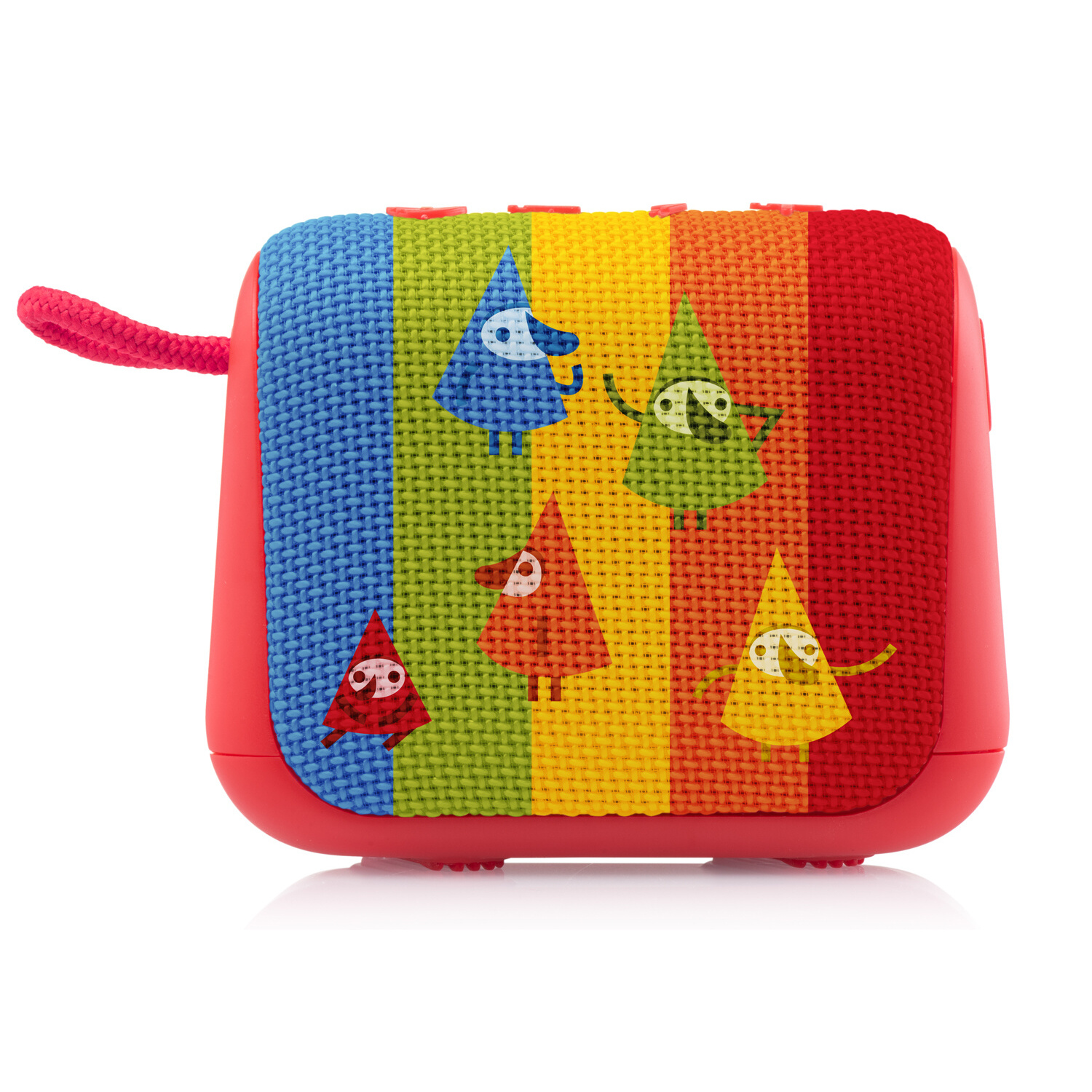 Roter und mehrfarbiger tragbarer Lautsprecher, Regenbogenstoff, Cartoonfiguren, rote Akzente, weißer Hintergrund.