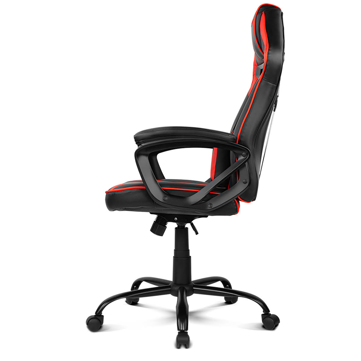 Schwarzer Gaming-Stuhl mit roten Akzenten im Profil vor weißem Hintergrund.