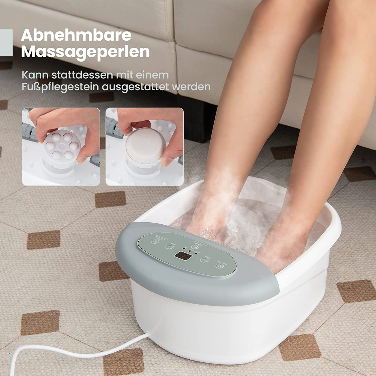 Füße in einem Fußbad. Text oben: Abnehmbare Massageperlen. Wasser und Dampf.