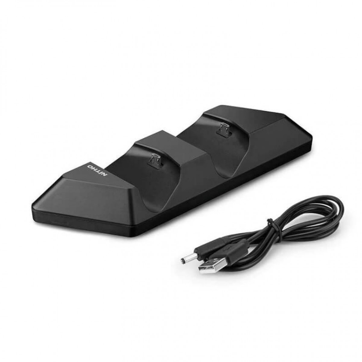 Schwarze Ladestation mit zwei Schlitzen und einem schwarzen USB-Kabel daneben.