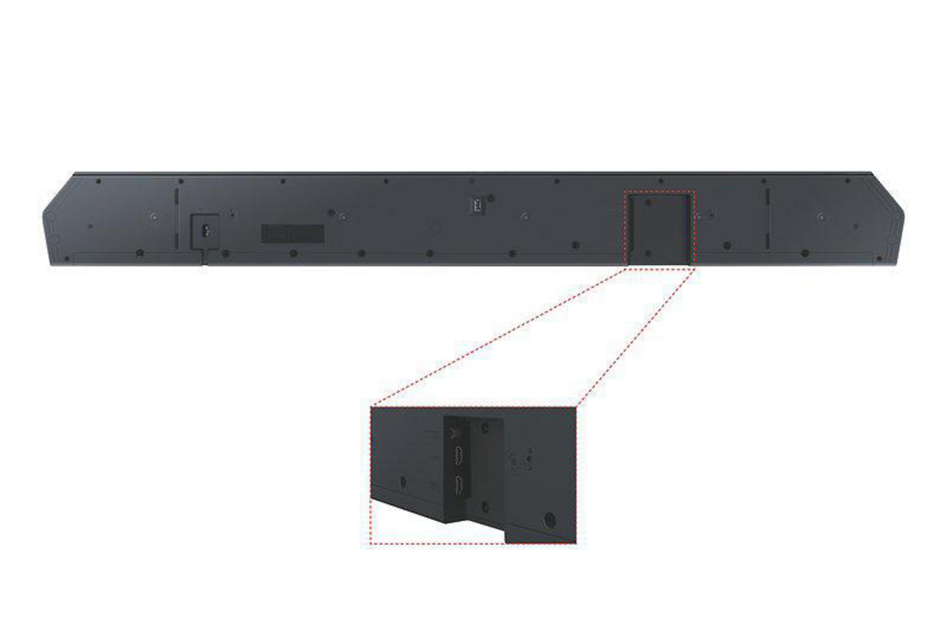 Schwarze Soundbar mit Anschlüssen und Nahaufnahme des Anschlussbereichs auf weißem Hintergrund.