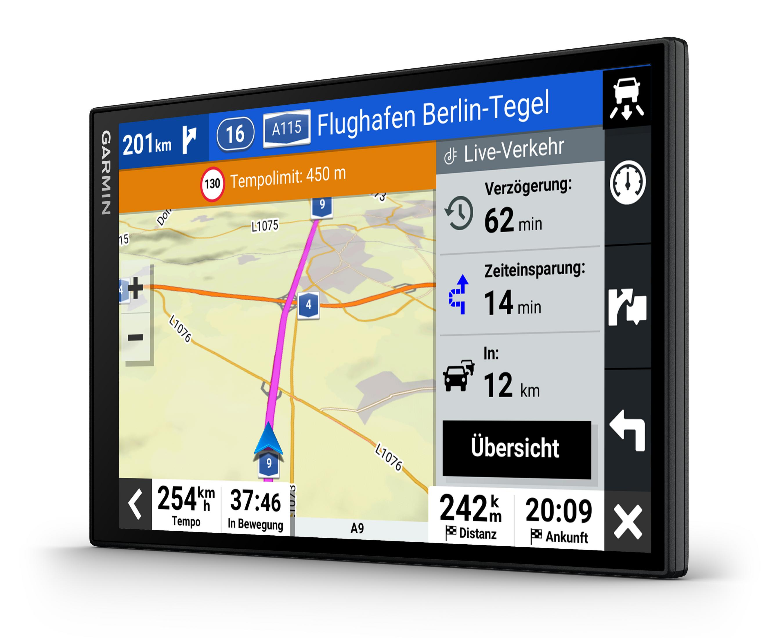 GPS Garmin mostrando un mapa con ruta y detalles de tráfico. Muestra distancia y tiempo.