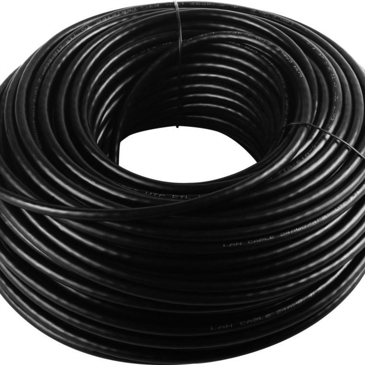 Ein aufgerolltes schwarzes Kabel, eng gewickelt, mit etwas Text auf der Oberfläche.