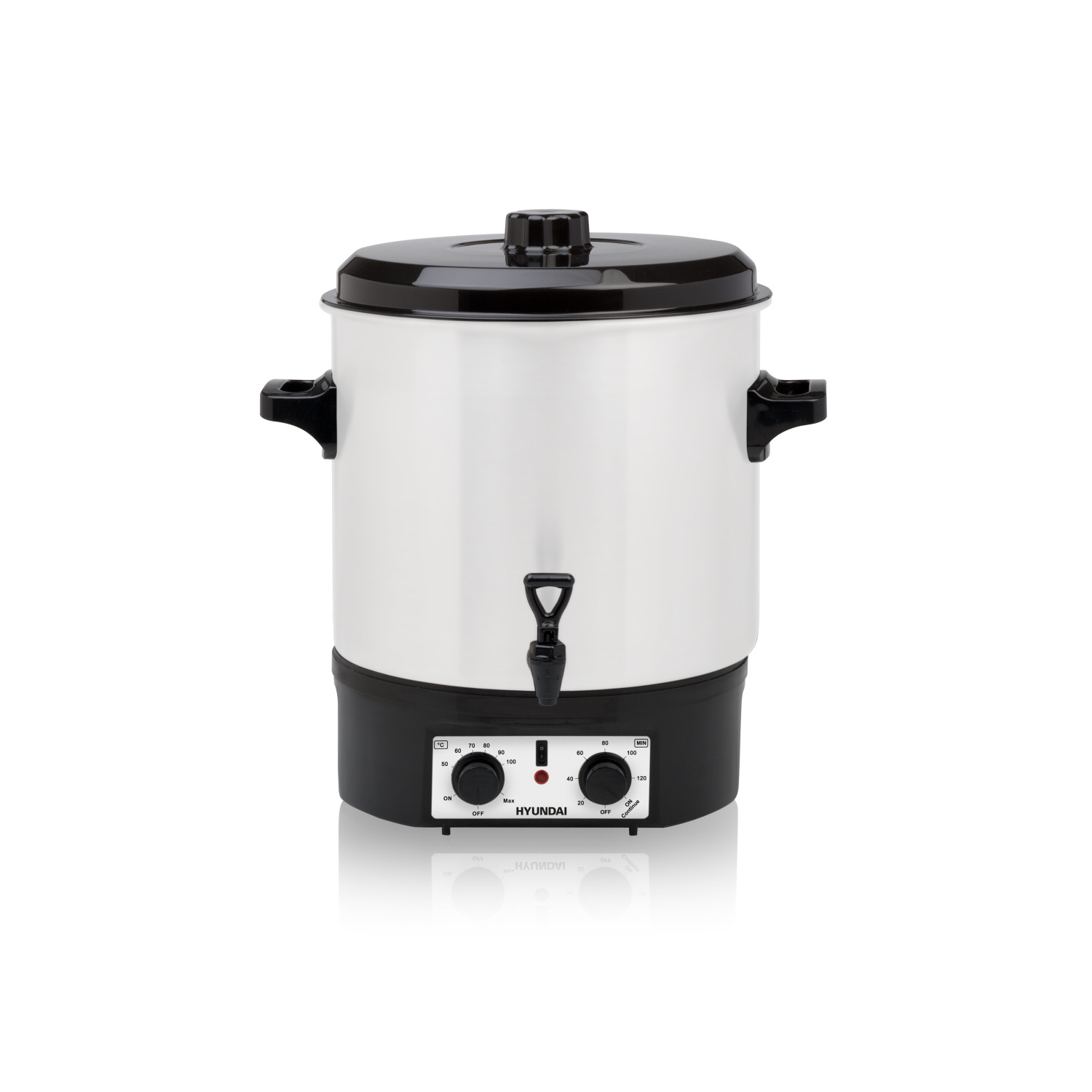 Ein großer weißer und schwarzer Hyundai-Boiler mit Temperaturreglern und einem schwarzen Wasserhahn. Weißer Hintergrund.