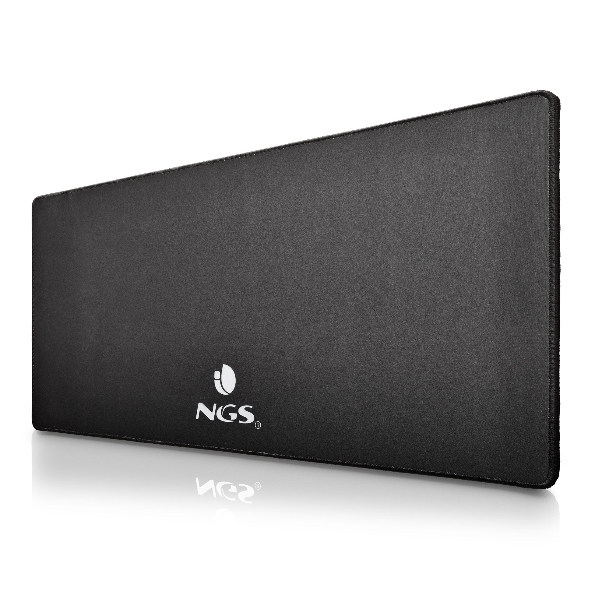 Czarna prostokątna podkładka pod mysz z logo NGS i białym tłem.