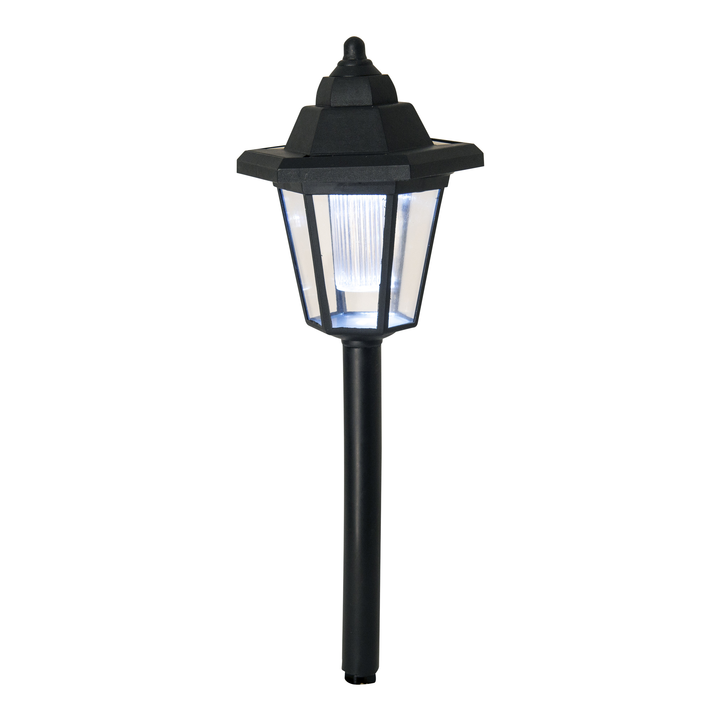 Schwarze Solar-Gartenlampe mit Licht auf einem schwarzen Pfahl vor weißem Hintergrund.