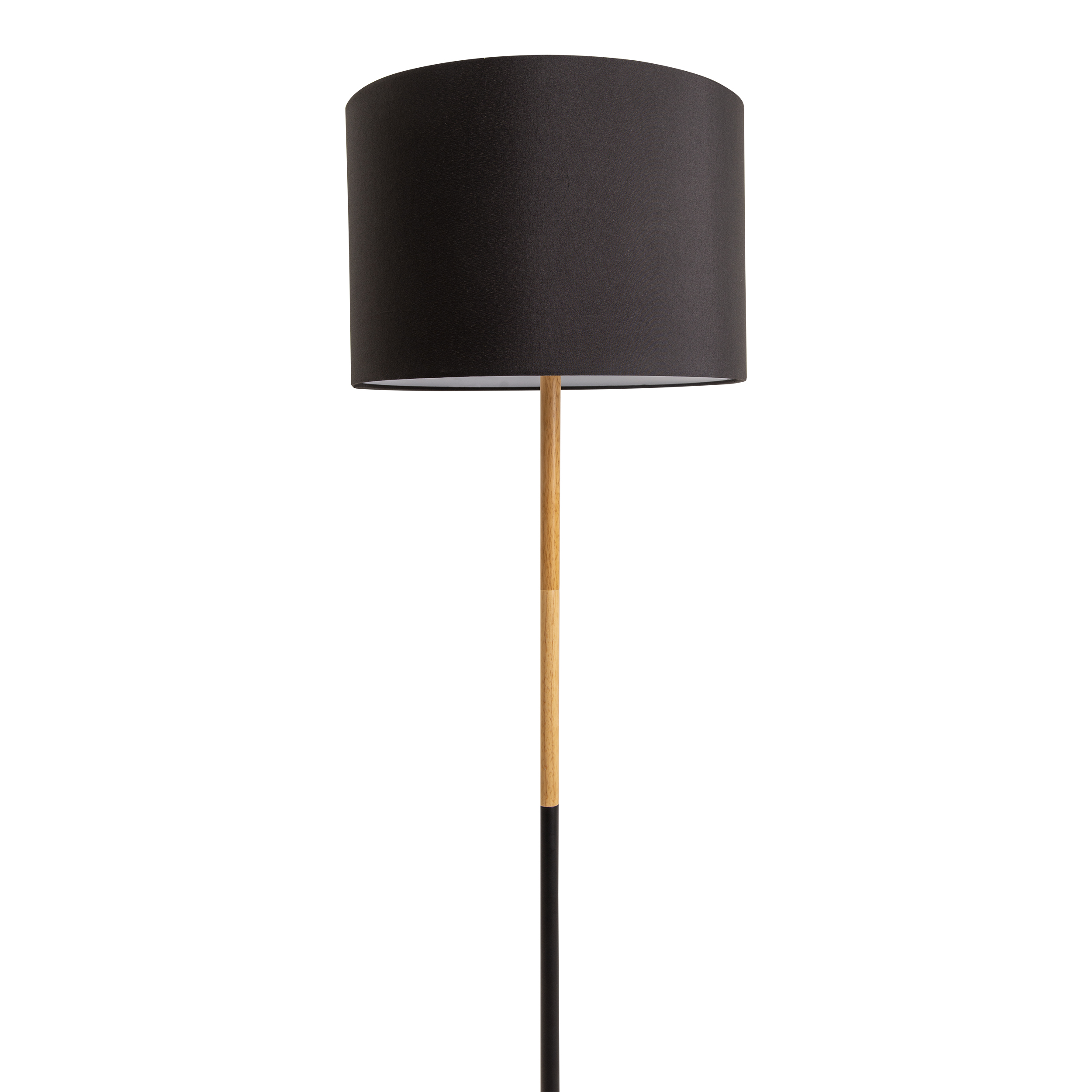 Lampadaire avec abat-jour noir, poteau en bois et base noire.