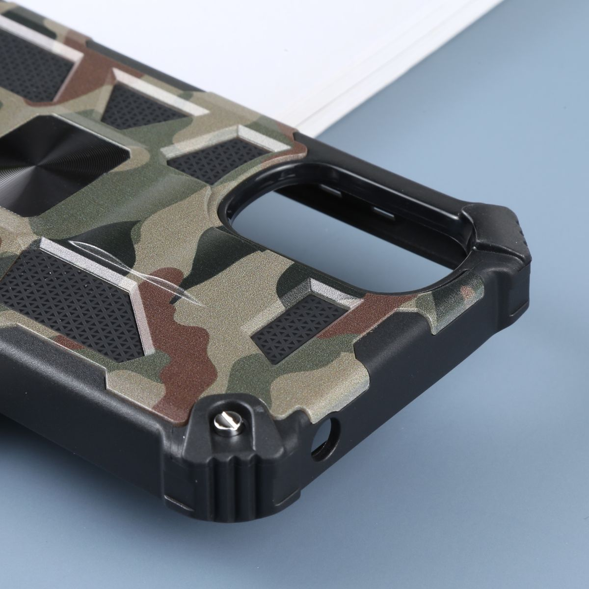WIGENTO Camouflage Shockproof Armor TPU Backcover, Hülle Integriertem Stand, Google, Hell Grün Pixel 7, mit