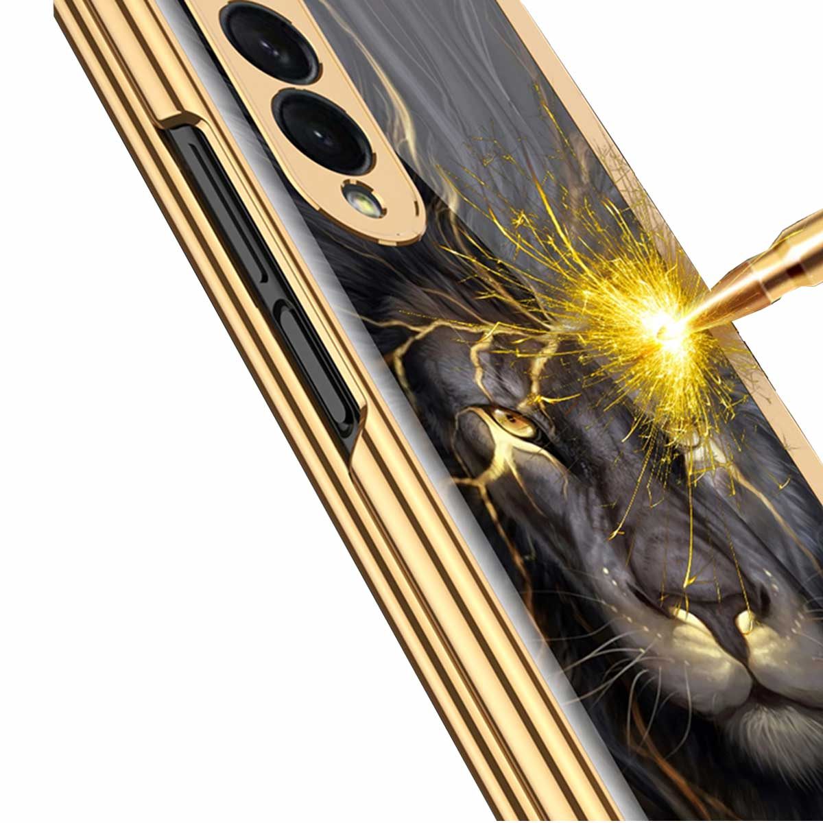 Funda dorada para teléfono con un gráfico de león resaltado por un lápiz. Fondo oscuro.