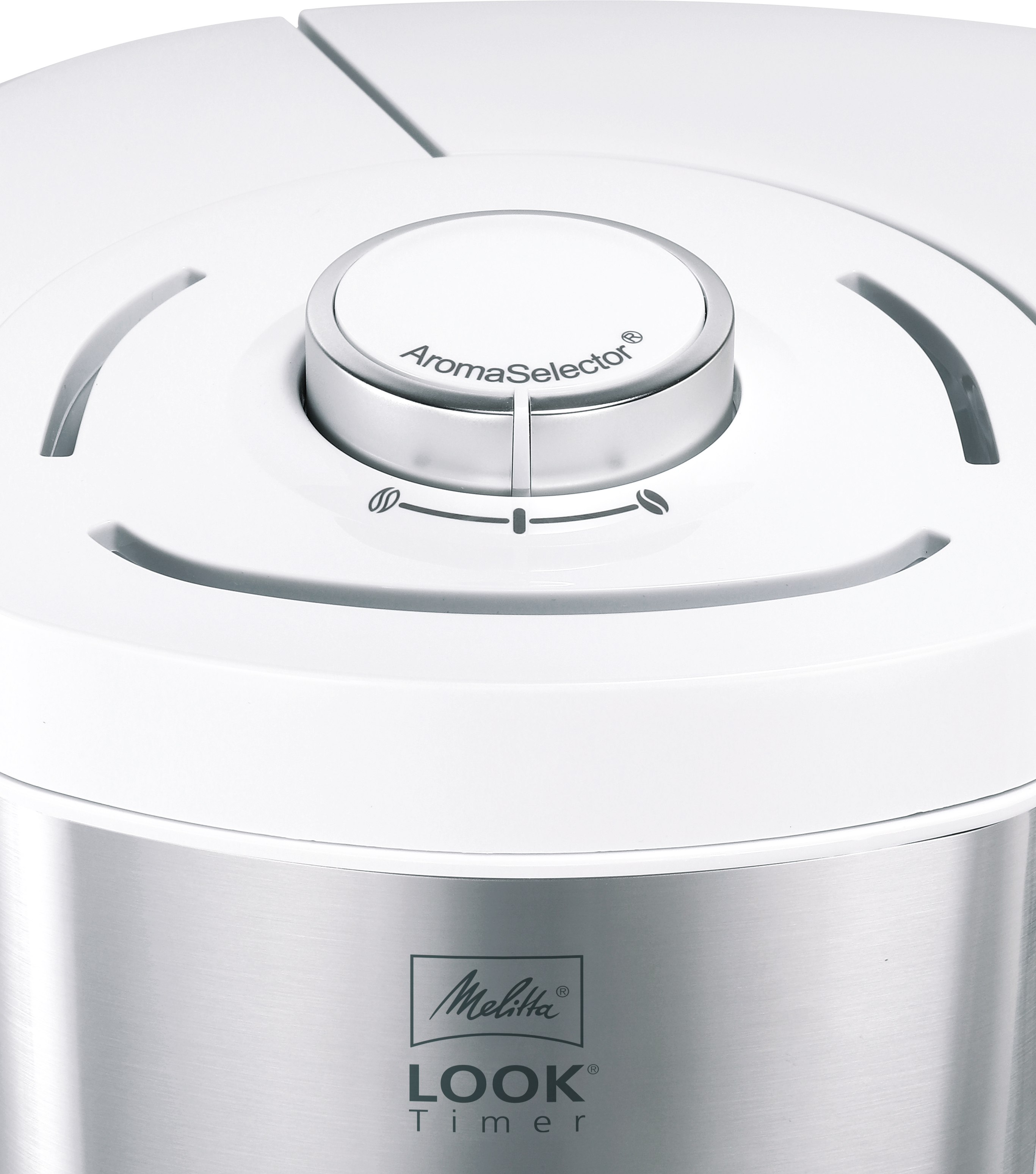 Biały ekspres do kawy ze srebrnym pokrętłem oznaczonym 'AromaSelector'. Pokrętło ma ikony ziaren kawy i filiżanki.