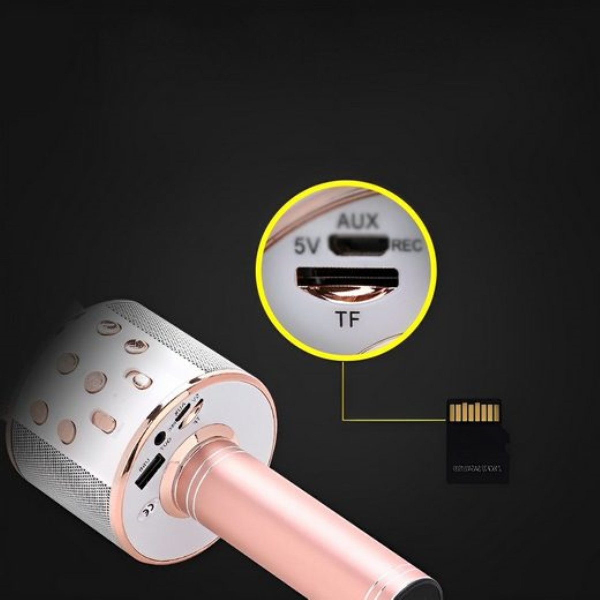 Un micrófono de oro rosa con un primer plano de los puertos.