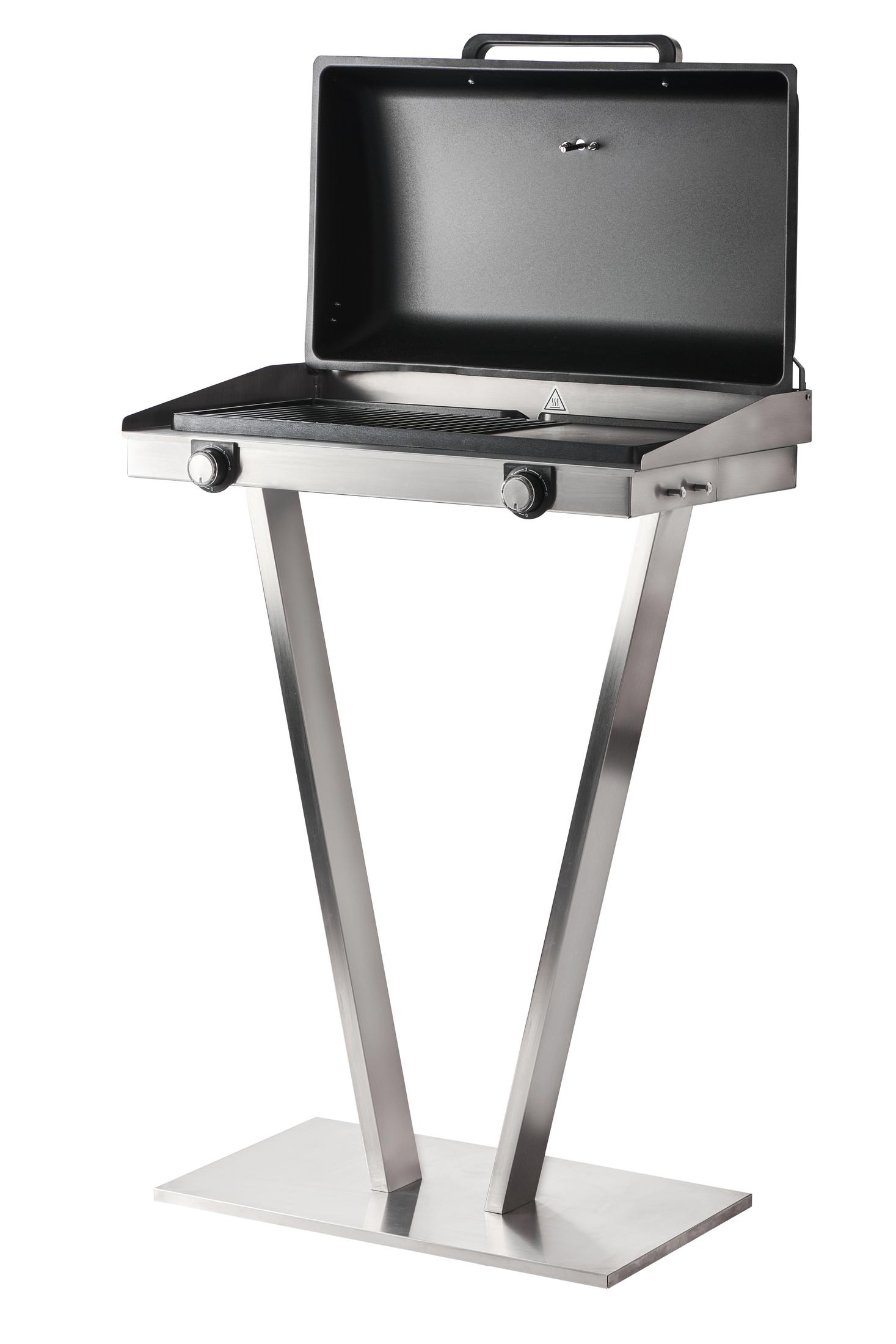 Metalowy grill zewnętrzny, otwarta pokrywa, białe tło.