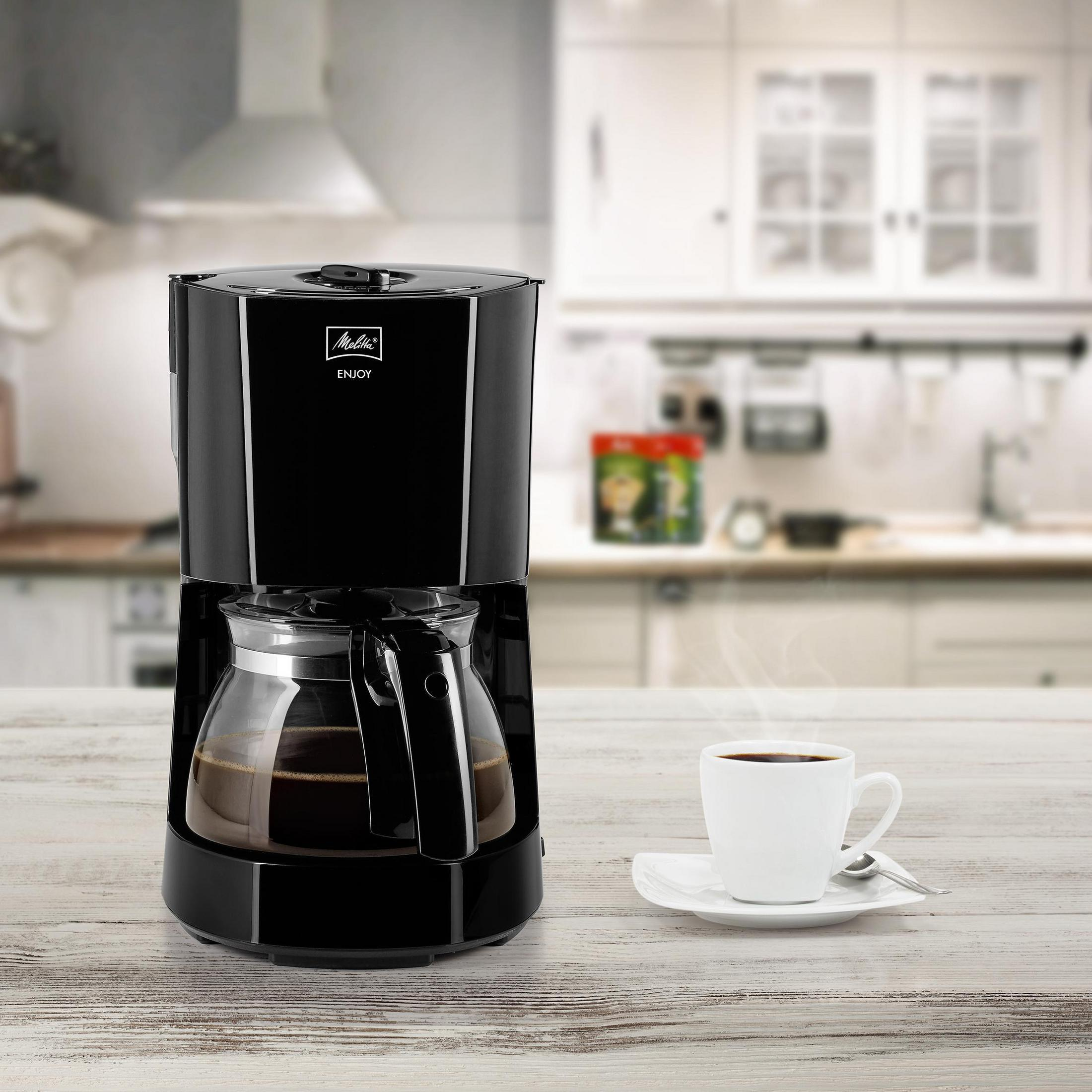 Karta danych produktu ze szczegółami na temat lodówki, w tym efektywności energetycznej.