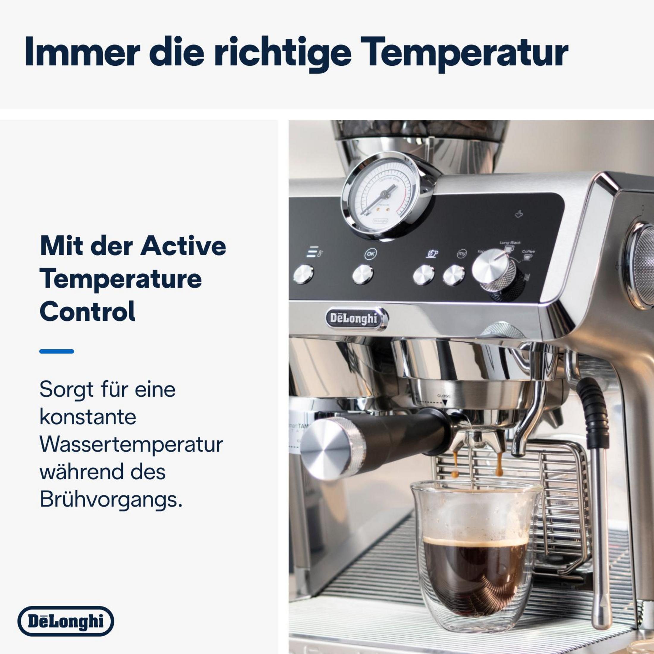 Kaffeemaschine mit Text, ein Glas Kaffee befindet sich unter dem Spender. Text auf Deutsch.