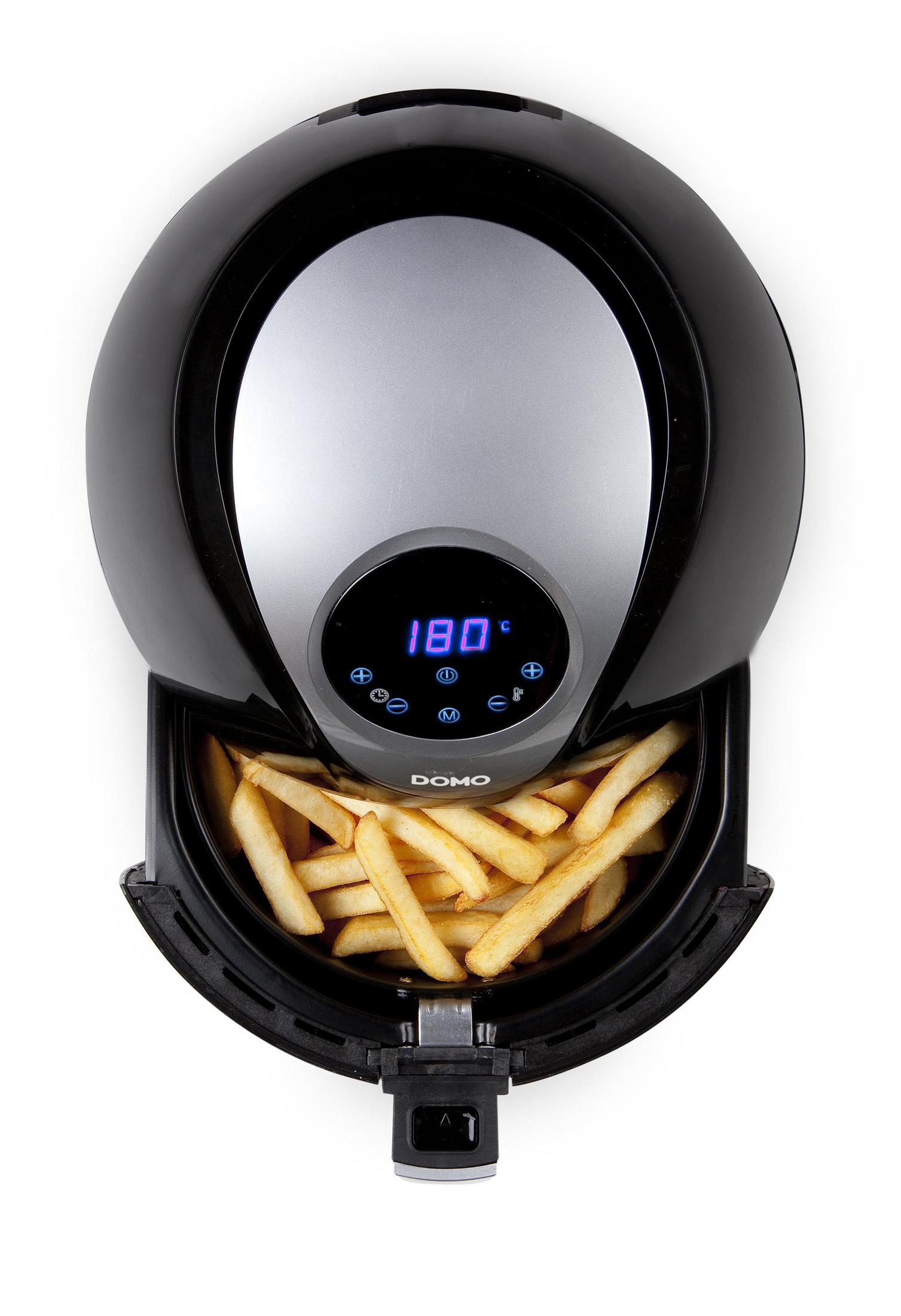 Schwarze Heißluftfritteuse mit Pommes Frites, Temperaturanzeige sichtbar.