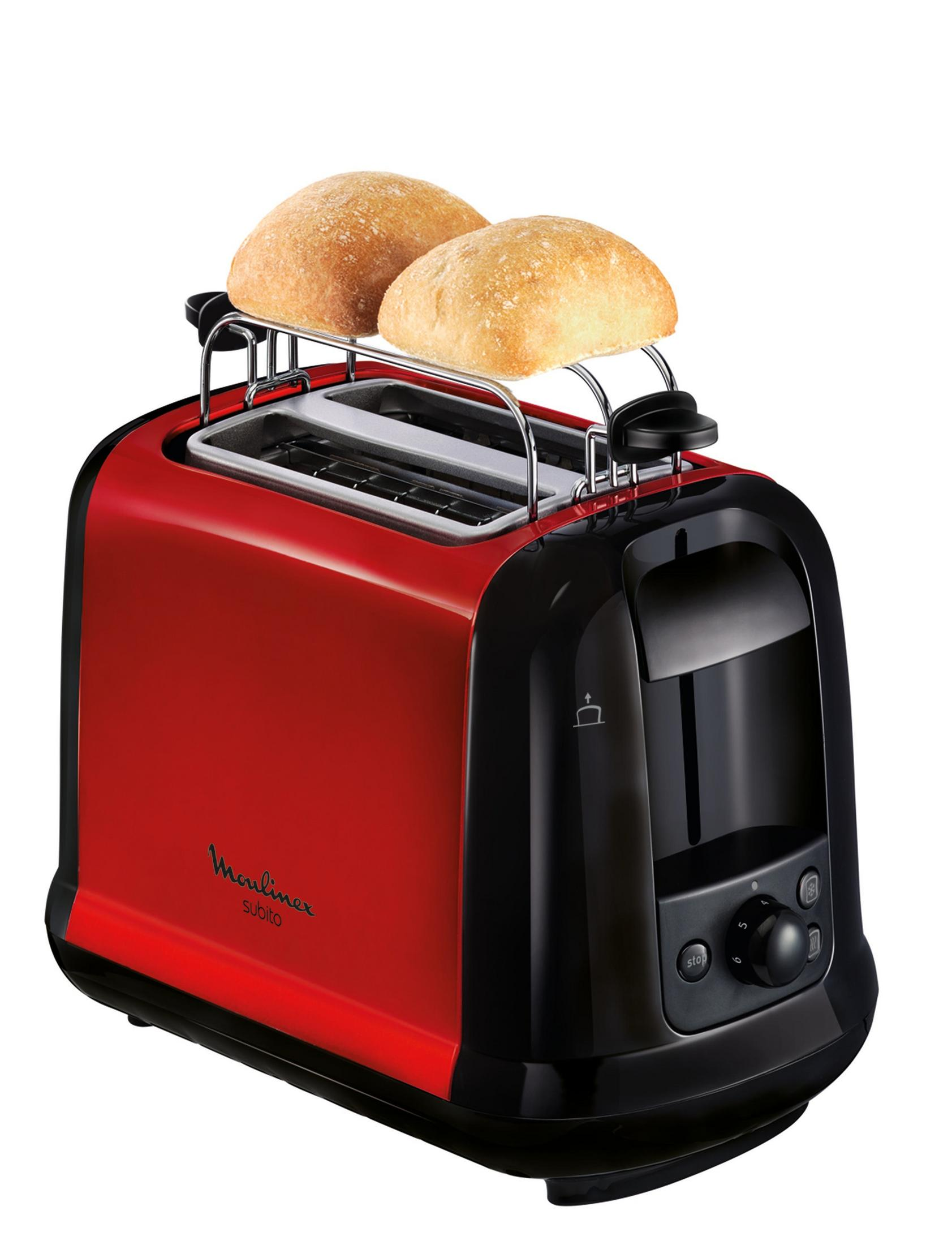 Czerwono-czarny toster z dwoma bułkami na górze, na białym tle.