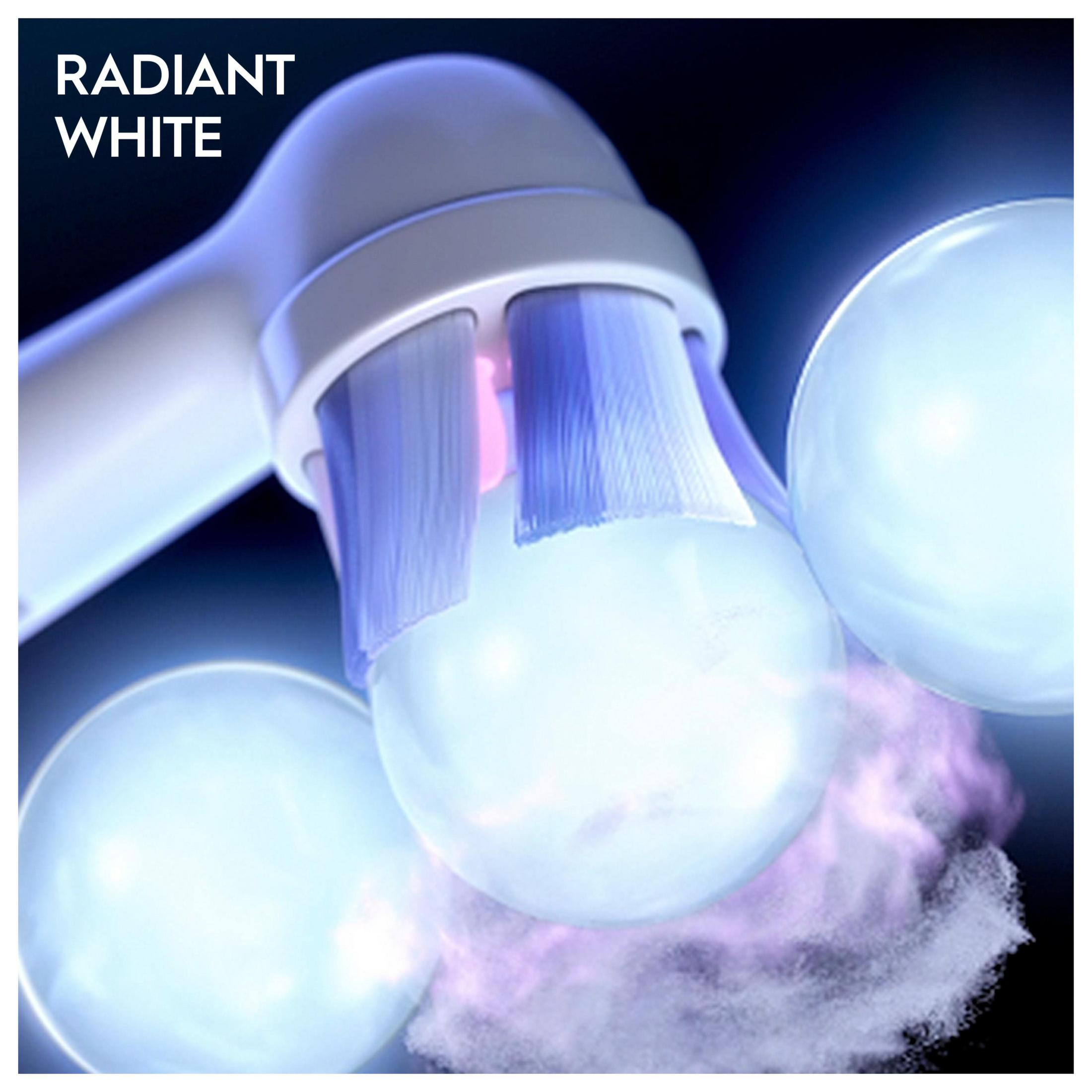Ein Zahnbürstenkopf mit leuchtenden blauen Kugeln und den Worten 'RADIANT WHITE'.