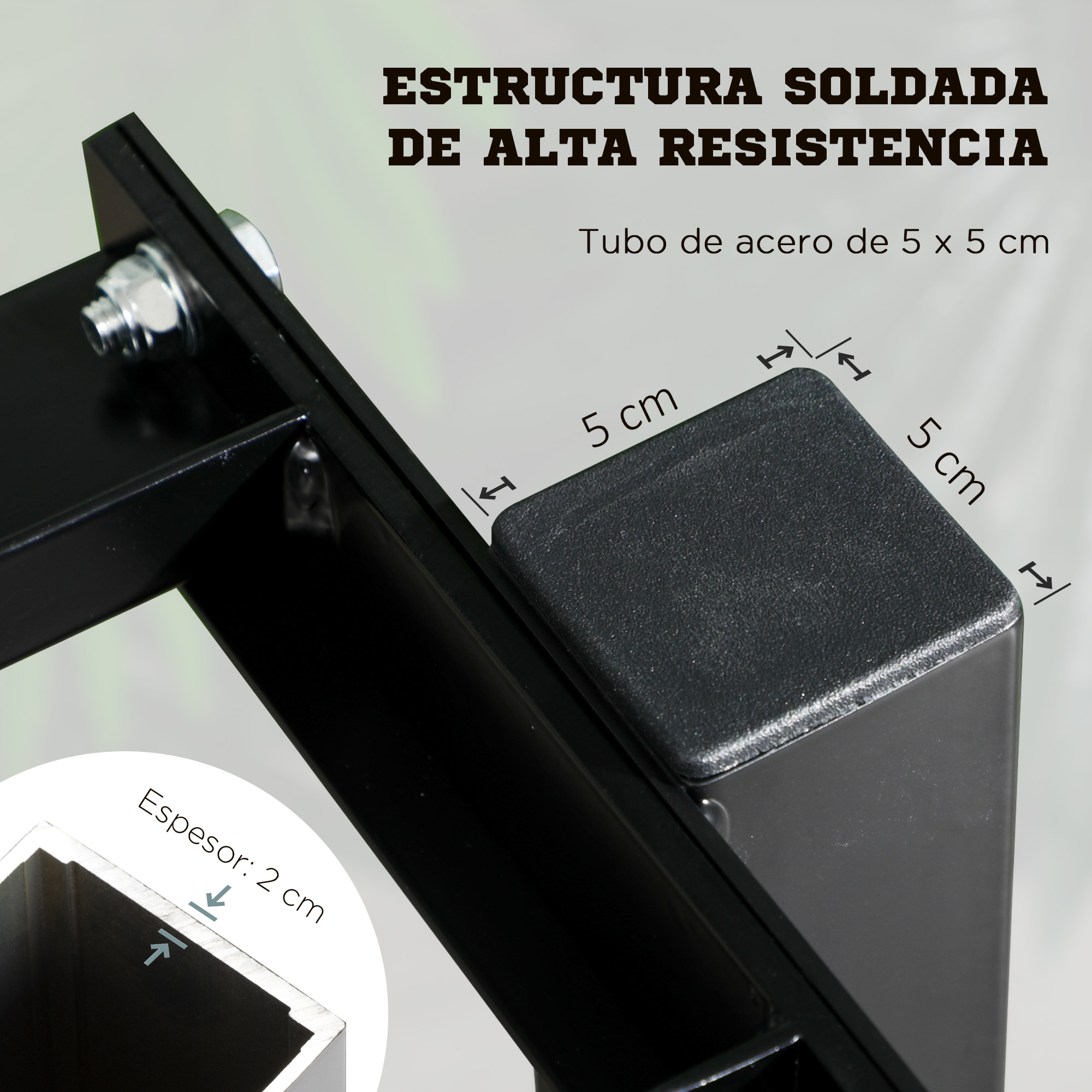 Primer plano de una unión metálica negra con una pieza de goma.
