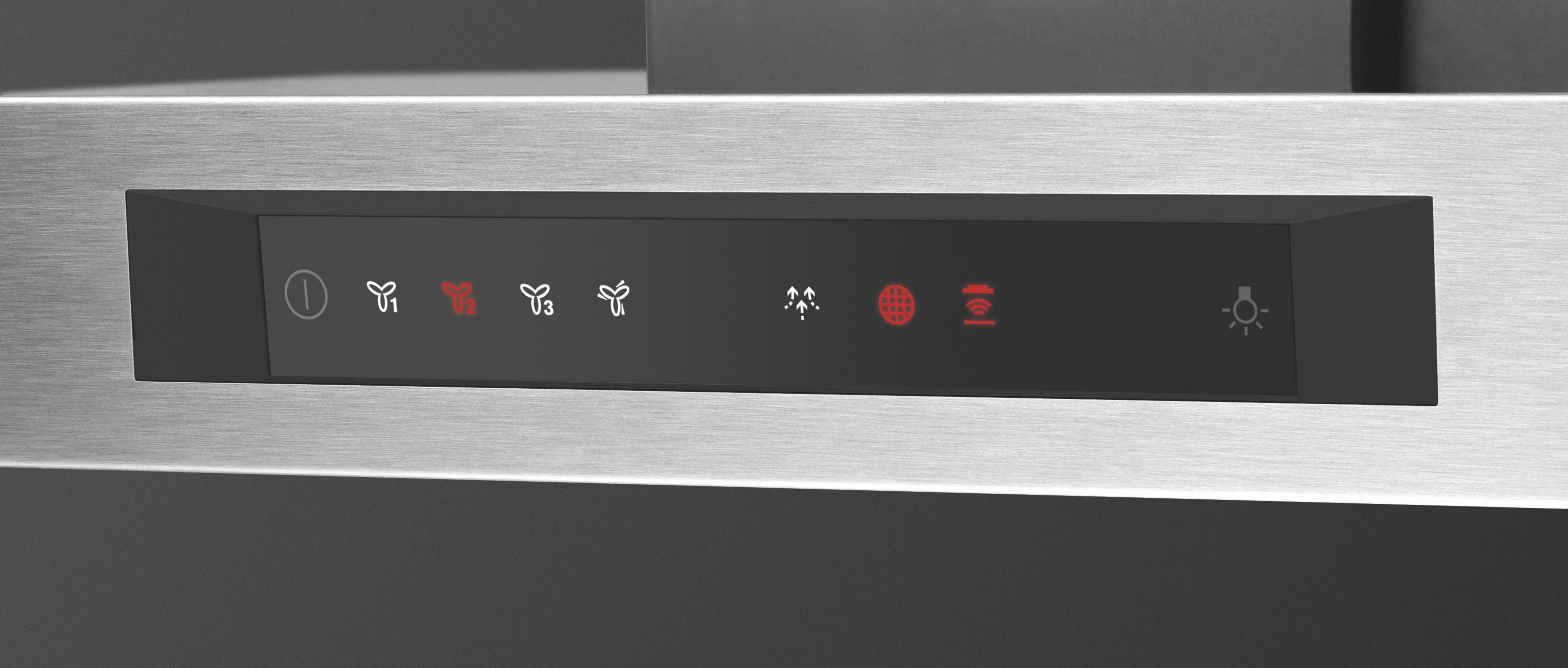 Panel de control negro con iconos iluminados: encendido, ventilador y luz.