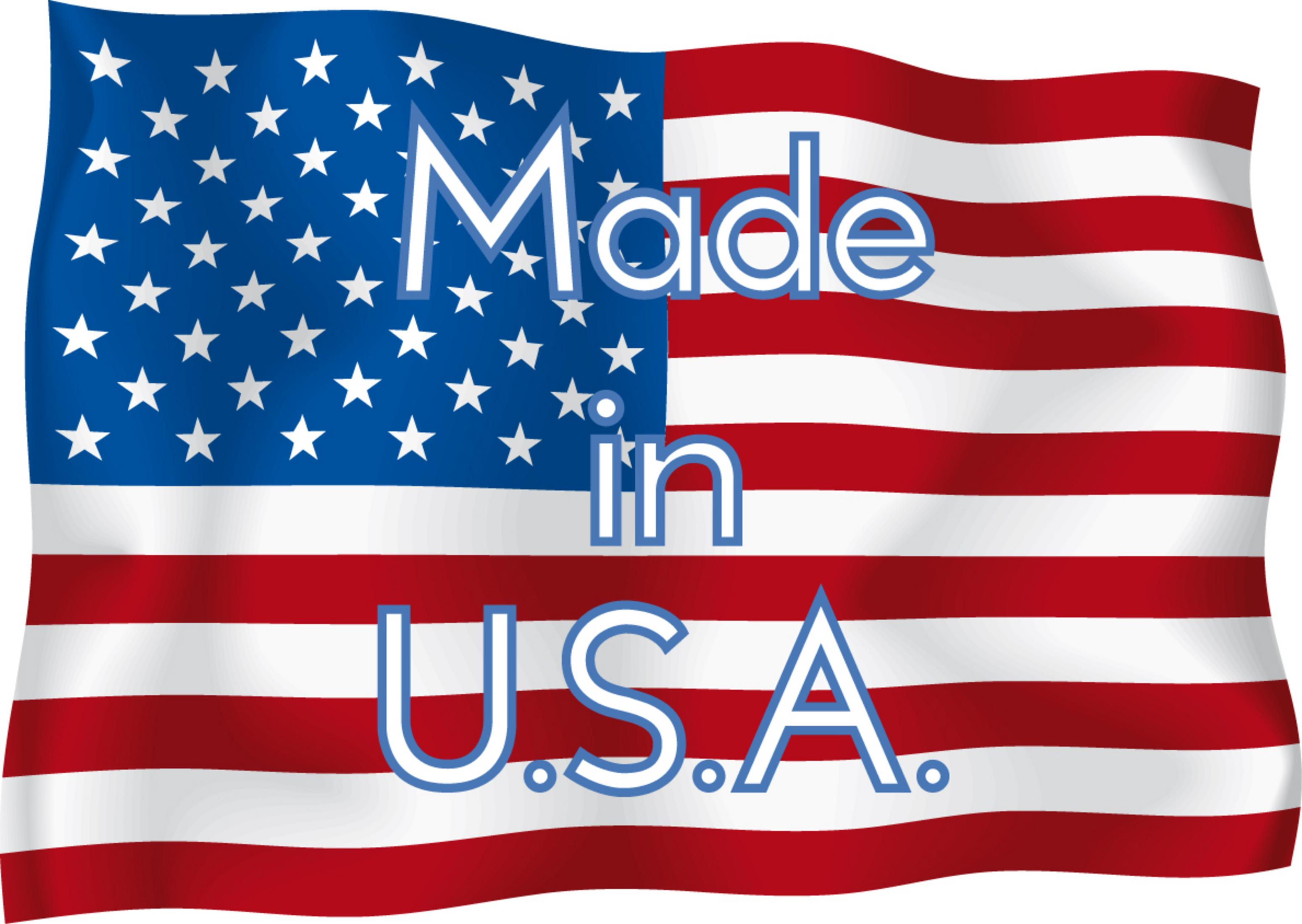 Powiewająca flaga amerykańska z napisem 'Made in U.S.A.' białymi literami na czerwono-białych pasach.
