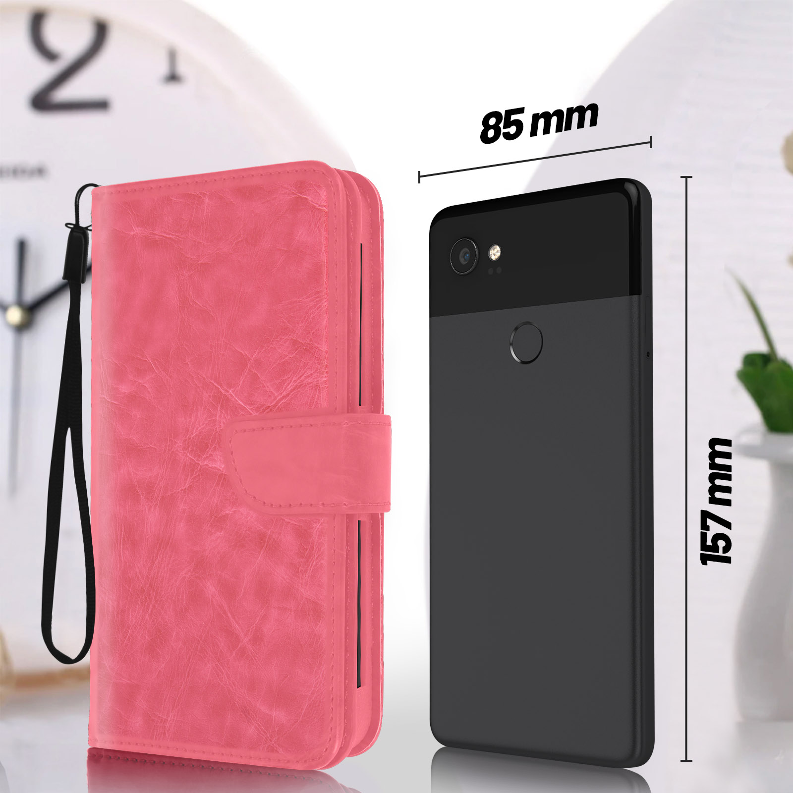 Eine Handyhülle mit Handy daneben, zeigt Abmessungen. Die Hülle ist rosa, das Handy schwarz.