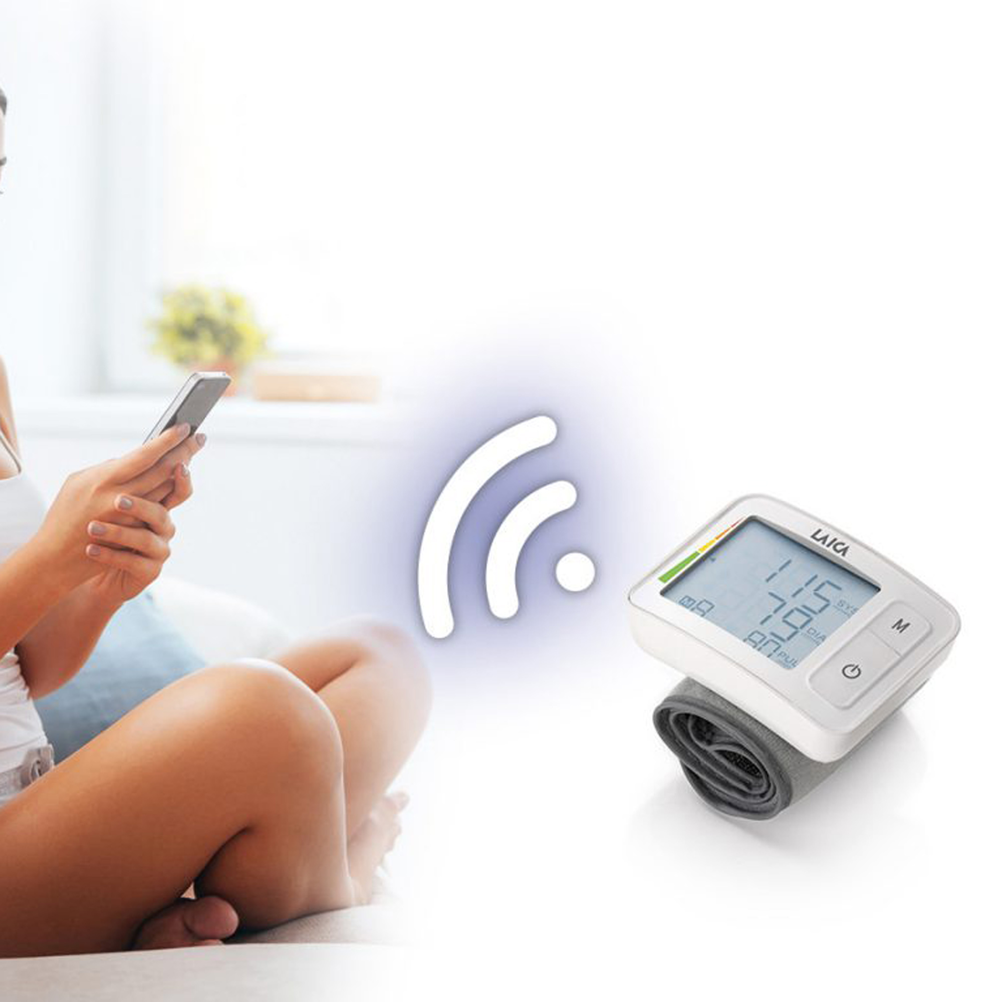 Una mujer usando un smartphone, con un monitor de presión arterial y un icono wifi cerca.