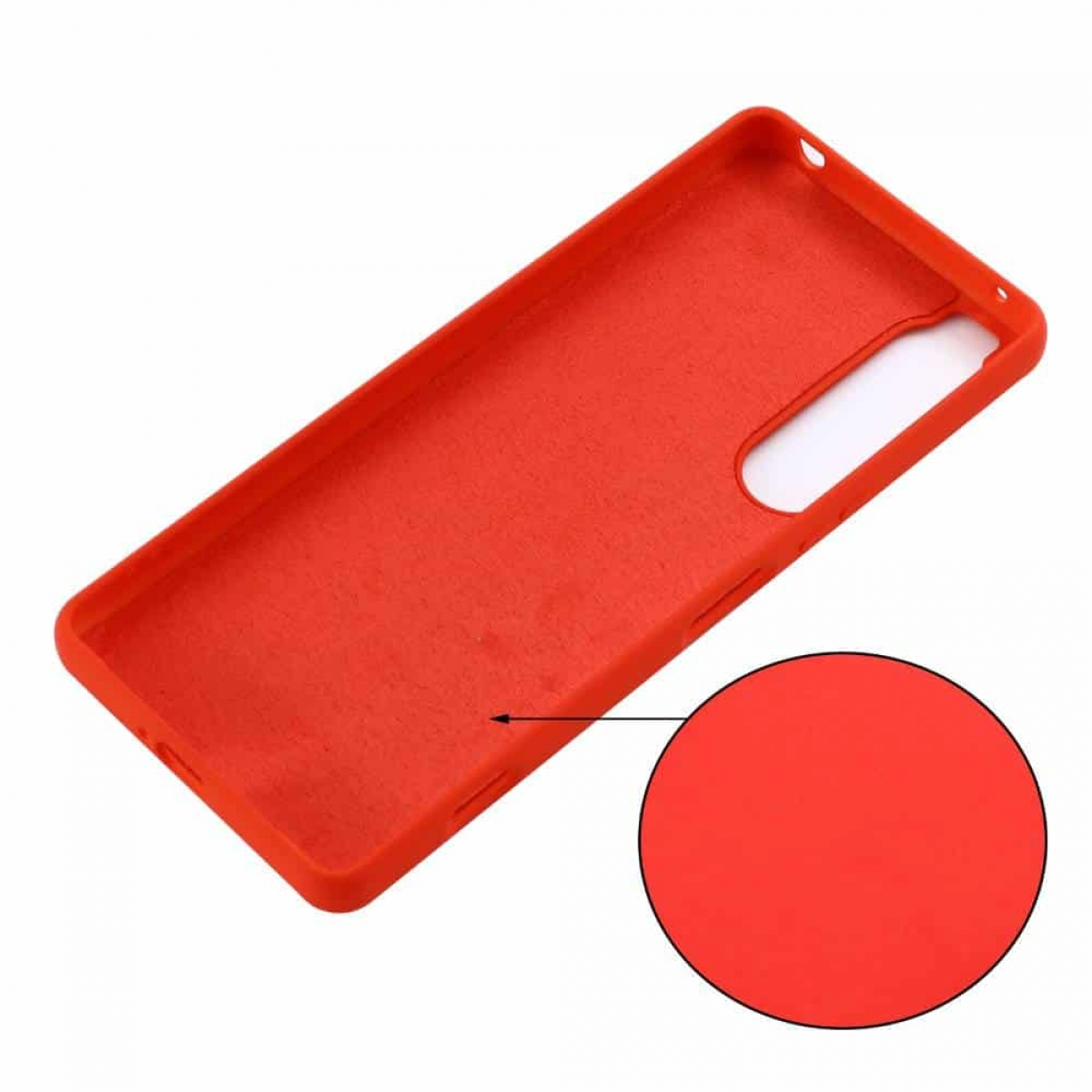 Hellorange Handyhülle, Pfeil zeigt auf vergrößerten Ausschnitt der strukturierten Oberfläche.