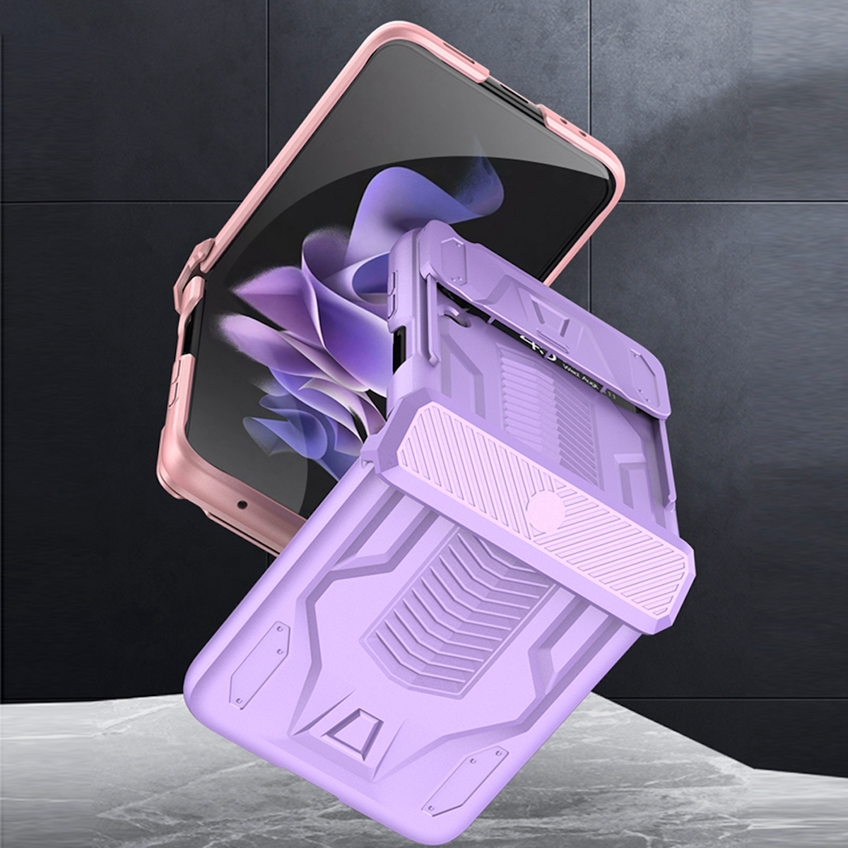 Rosa und lila Handyhülle. Ein Telefon befindet sich in der rosa Hülle. Ein weiteres Telefon sichtbar.