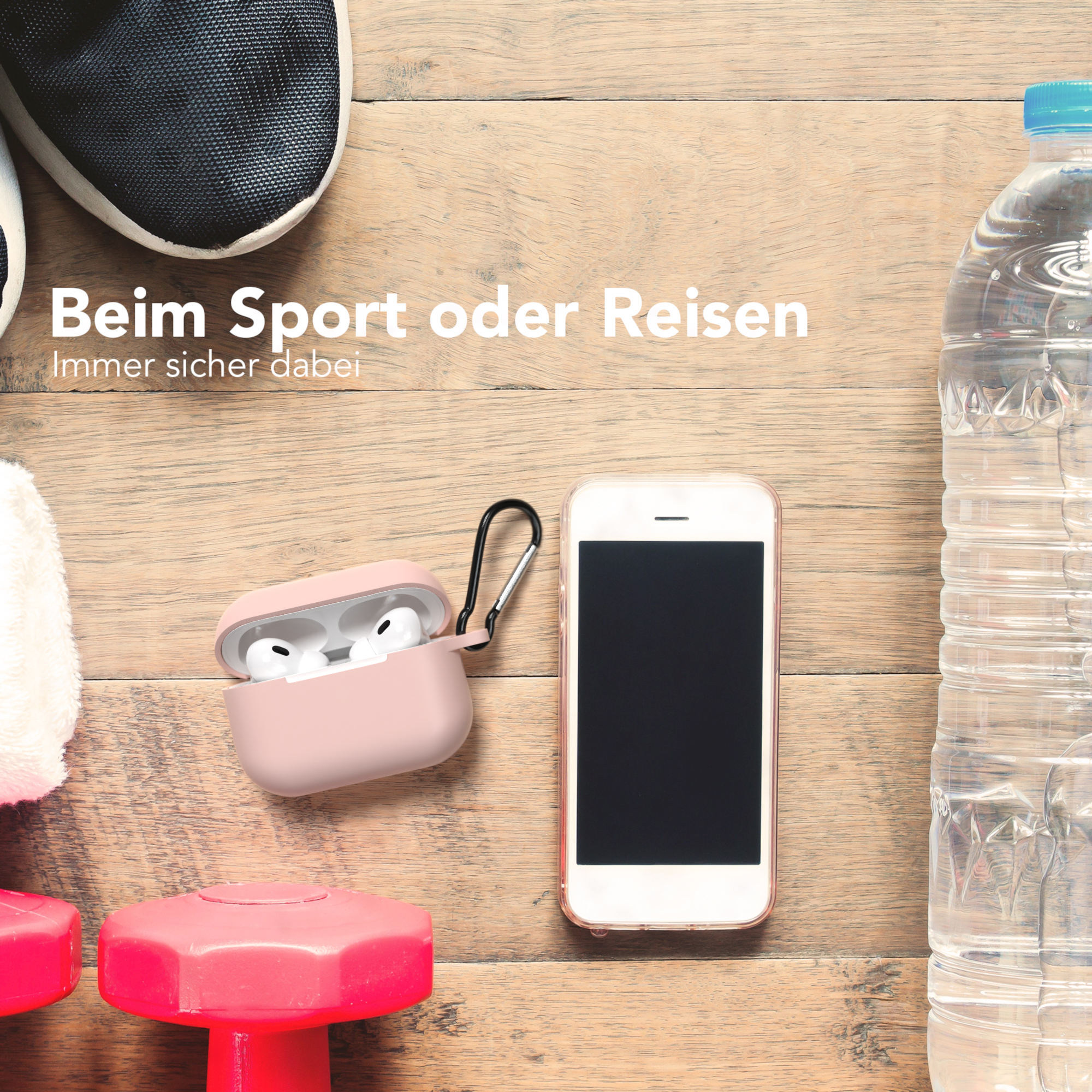 Ohrhörer-Etui, Wasserflasche, Telefon und Zubehör auf Holz.