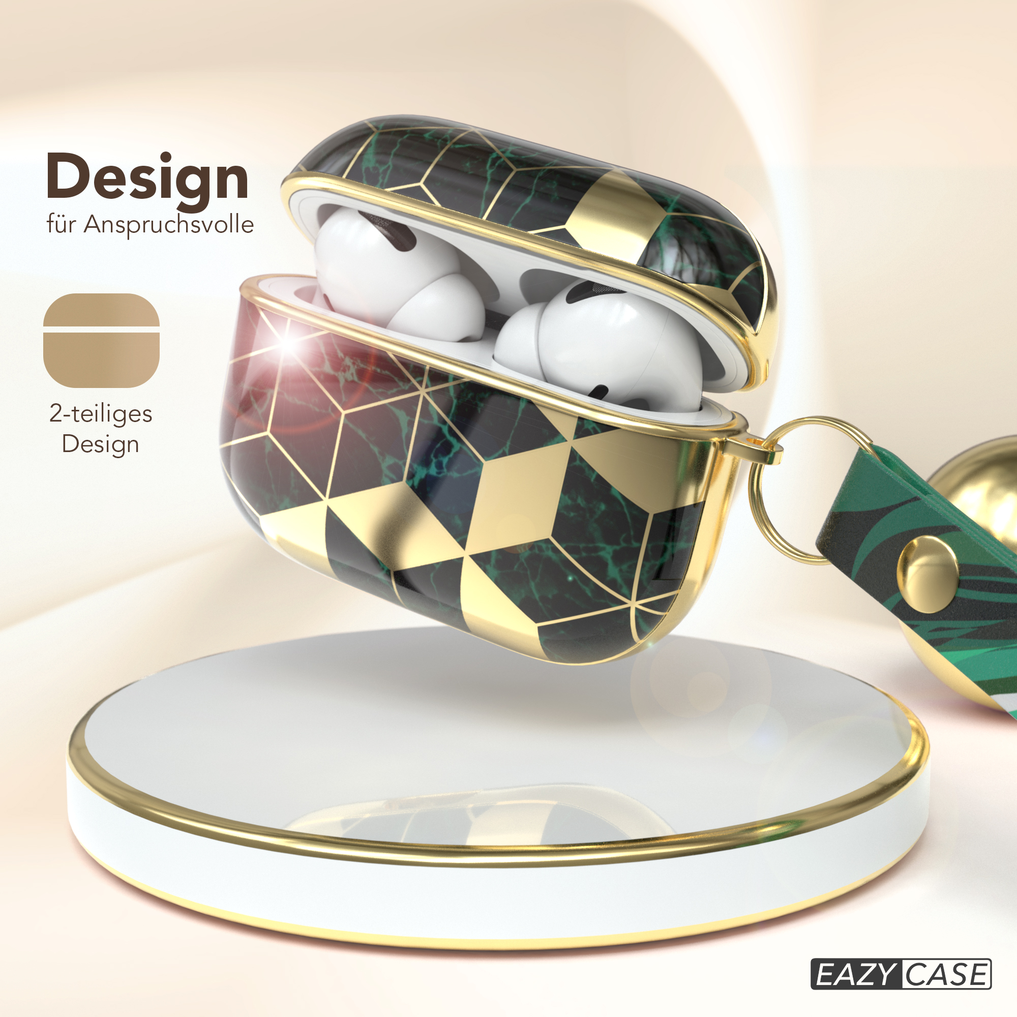 Kopfhörer-Etui mit geometrischem Design, offen auf einer weißen Plattform. Ein grüner Riemen und eine goldene Kugel sind auch gezeigt.