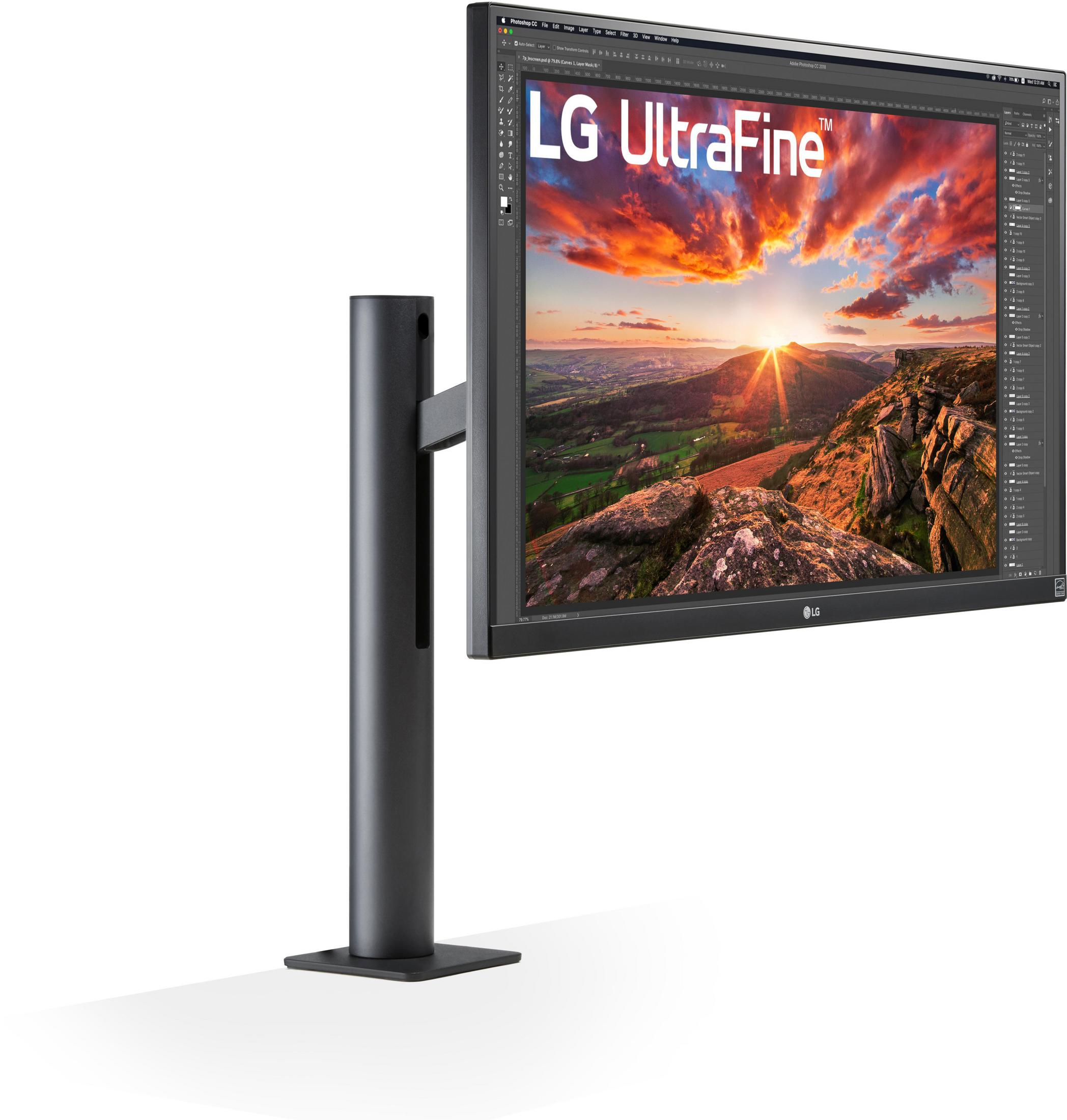 Monitor LG Ultrafine. Schermo mostra foto di paesaggio con tramonto.