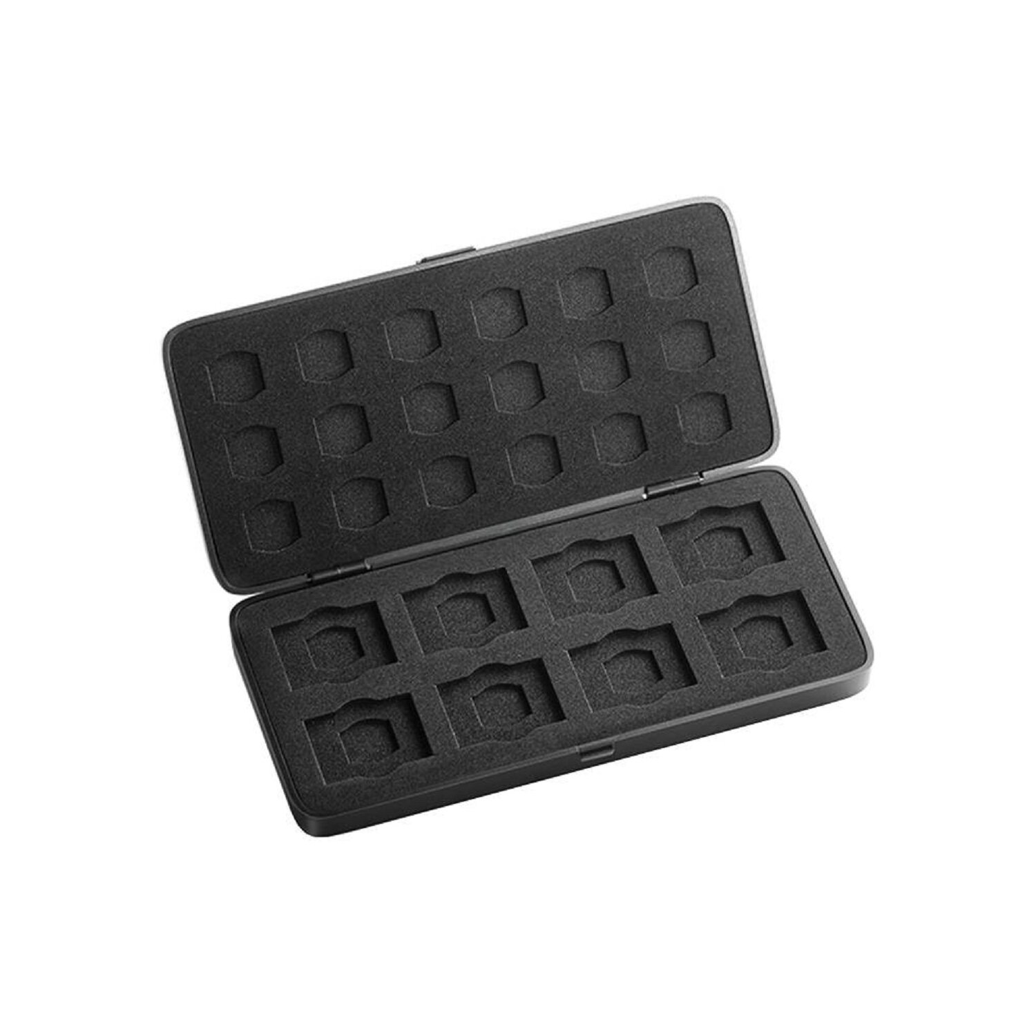 Ein offenes schwarzes Etui mit Schlitzen für SD-Speicherkarten.