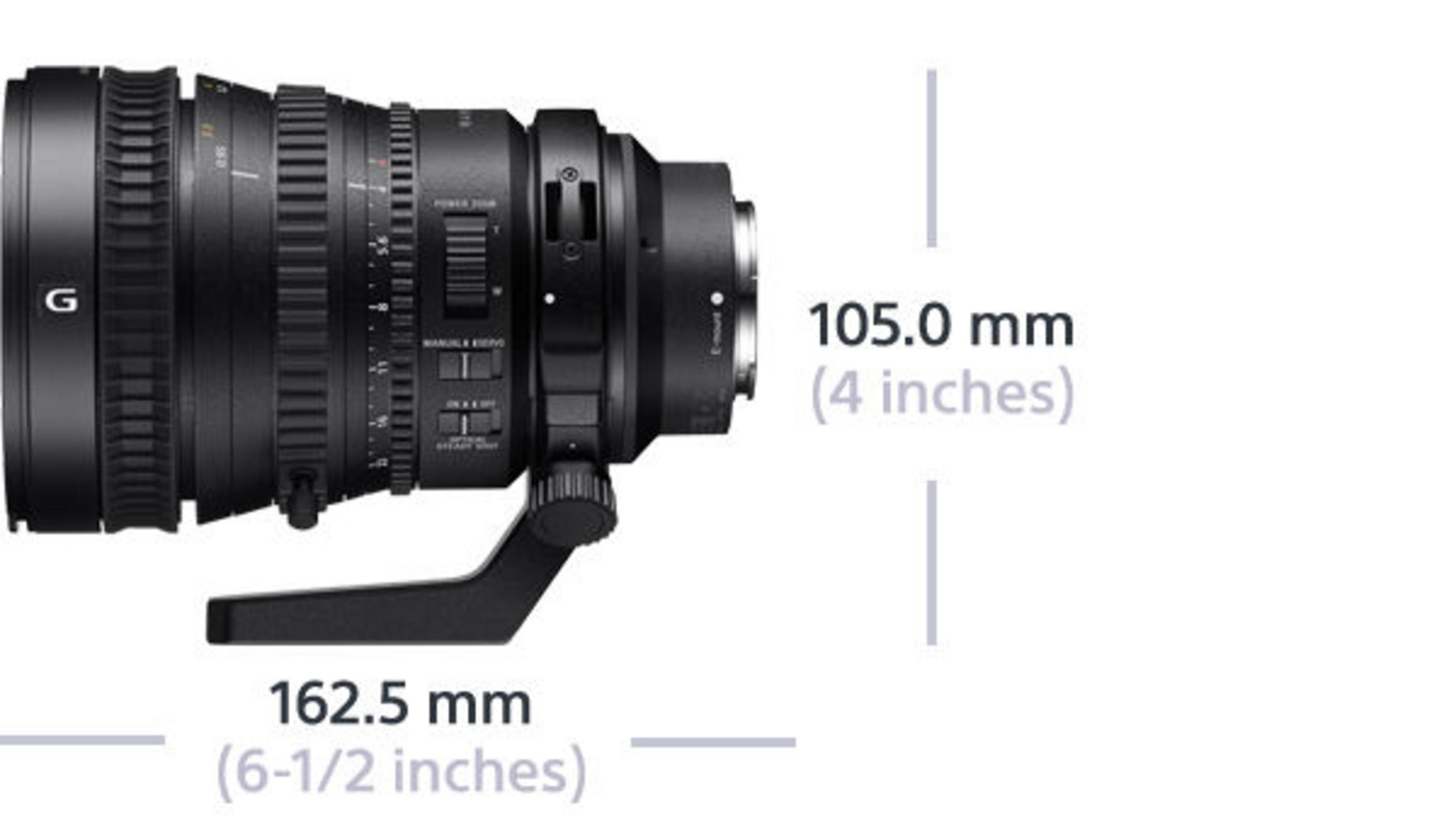 Obiektyw aparatu z wymiarami. To duży, czarny obiektyw z uchwytem.