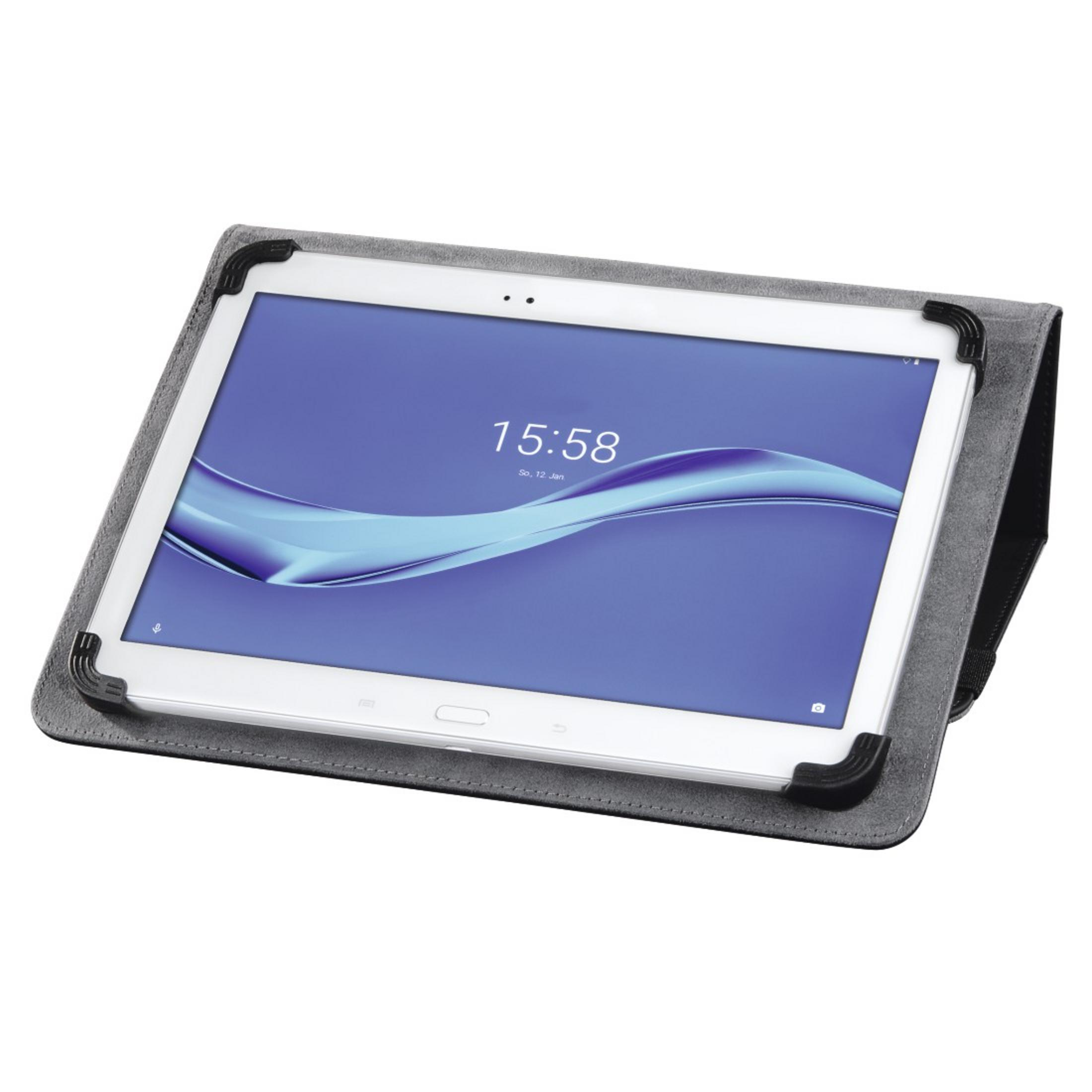 Tablet in grauem Case, zeigt eine Zeitanzeige. Das Case ist auf einer Oberfläche geneigt.