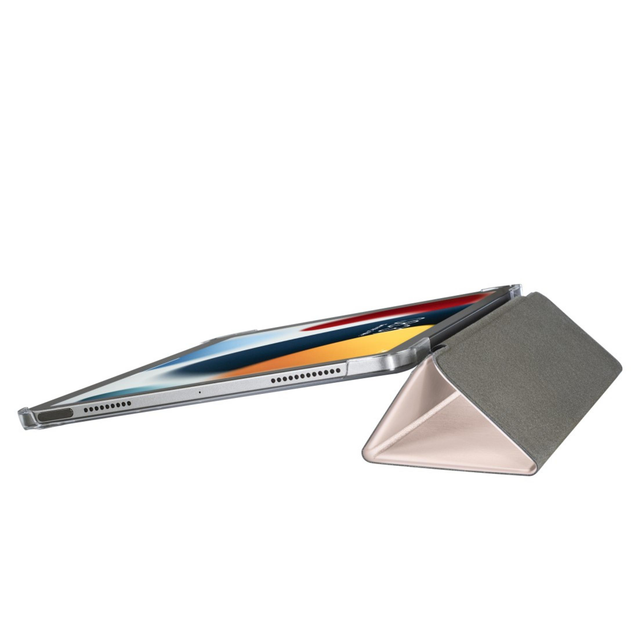 Tablet in einer Schutzhülle. Die Hülle ist grau und dient als Ständer. Weißer Hintergrund.