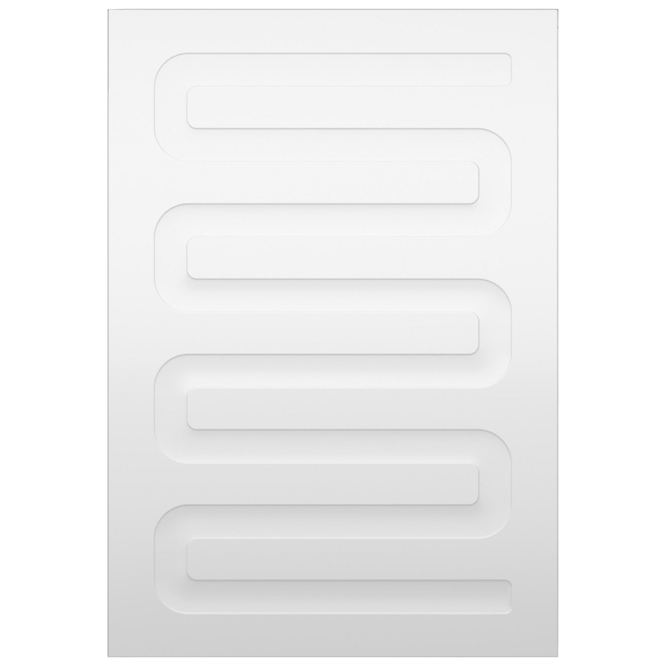 Pannello bianco, strutturato con un motivo curvo e ripetuto. Il motivo assomiglia a un'onda.