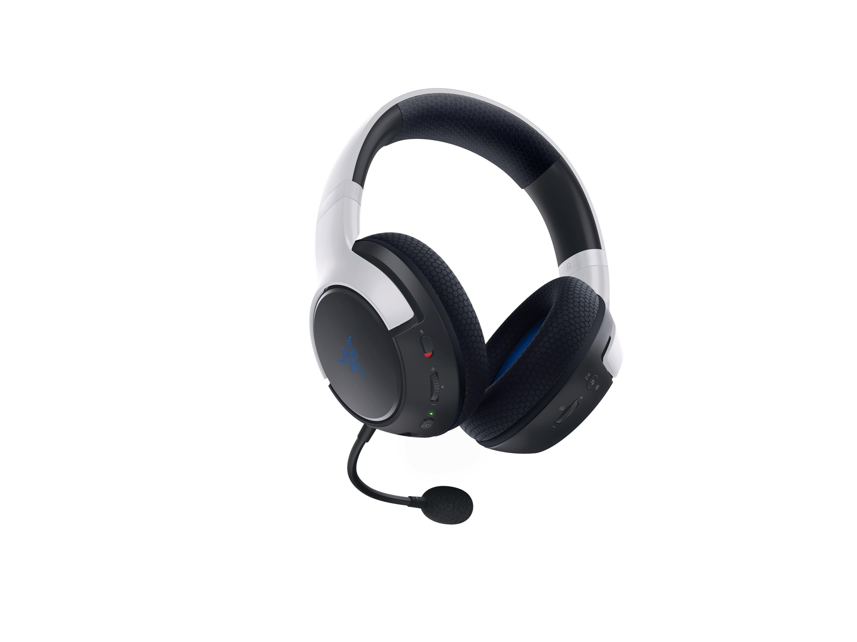 Cuffie da gioco bianche e nere con microfono. L'auricolare ha un logo blu. Sfondo bianco.