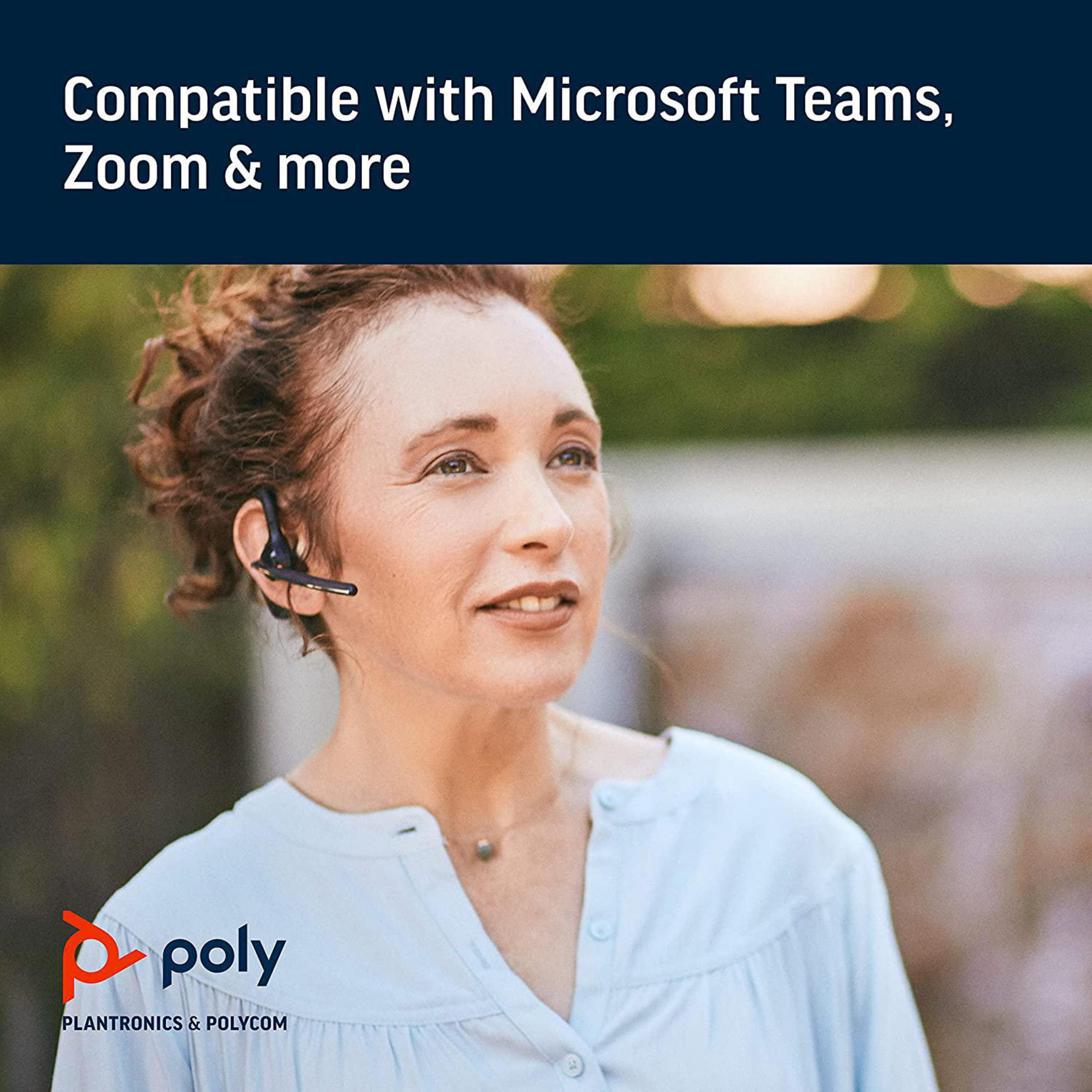 Kobieta z zestawem słuchawkowym, uśmiechnięta. Tekst: Kompatybilny z Microsoft Teams, Zoom i więcej.