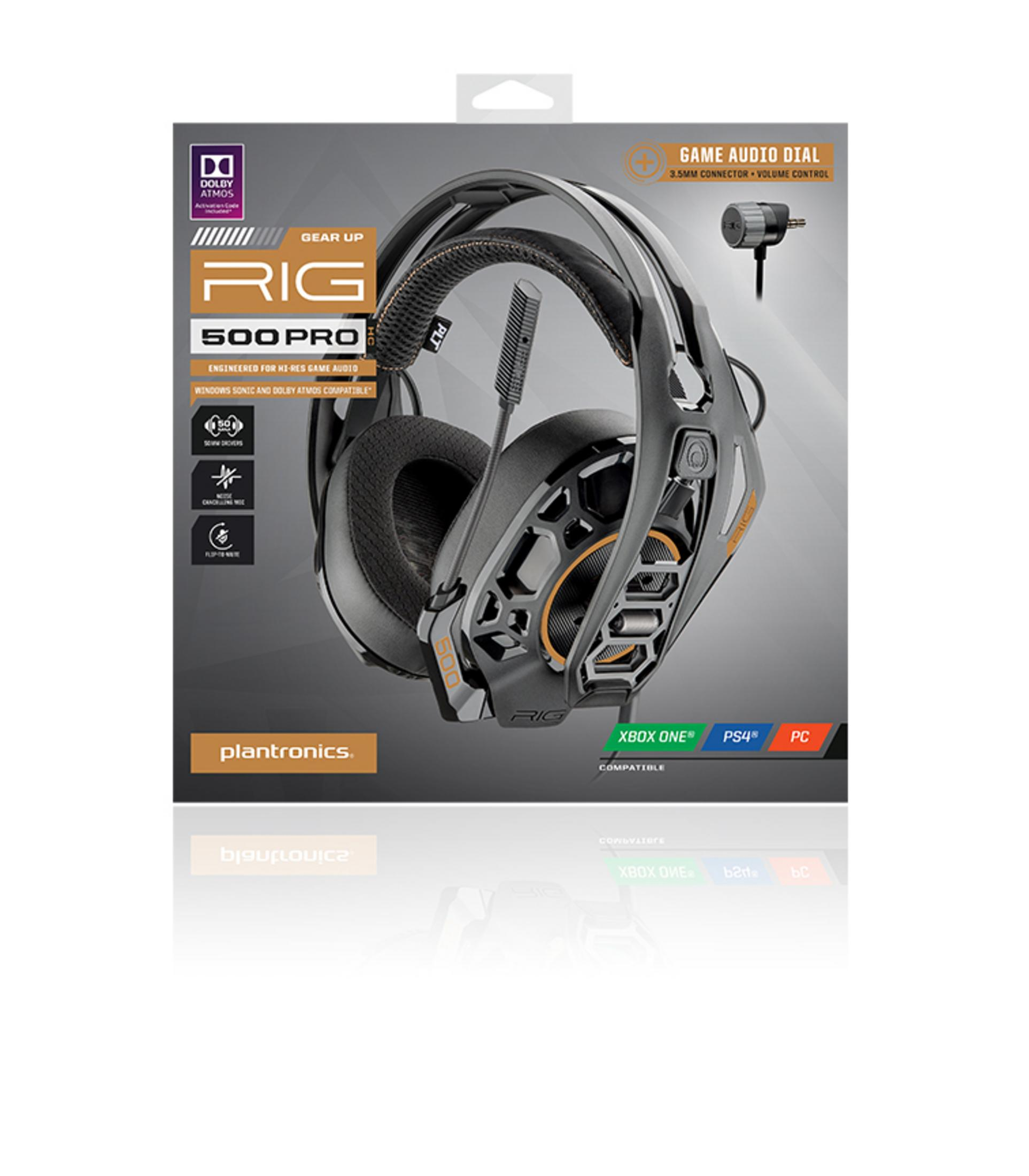 Pudełko ze słuchawkami z informacjami o produkcie, czarnymi słuchawkami i napisem RIG.