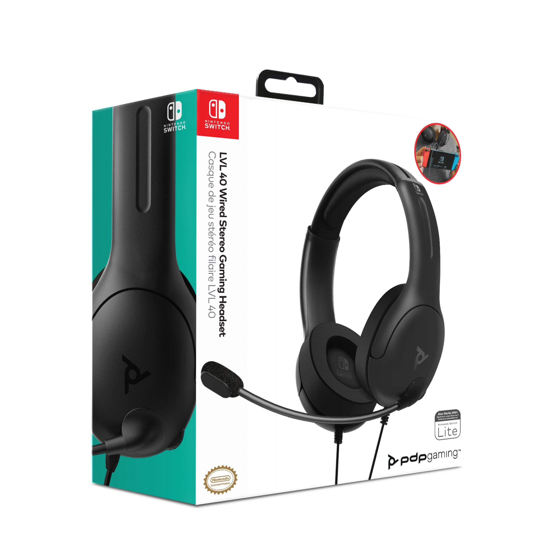 Czarny zestaw słuchawkowy dla graczy w pudełku. Zawiera mikrofon i jest oznaczony jako "LVL 40 Wired Stereo Gaming Headset".