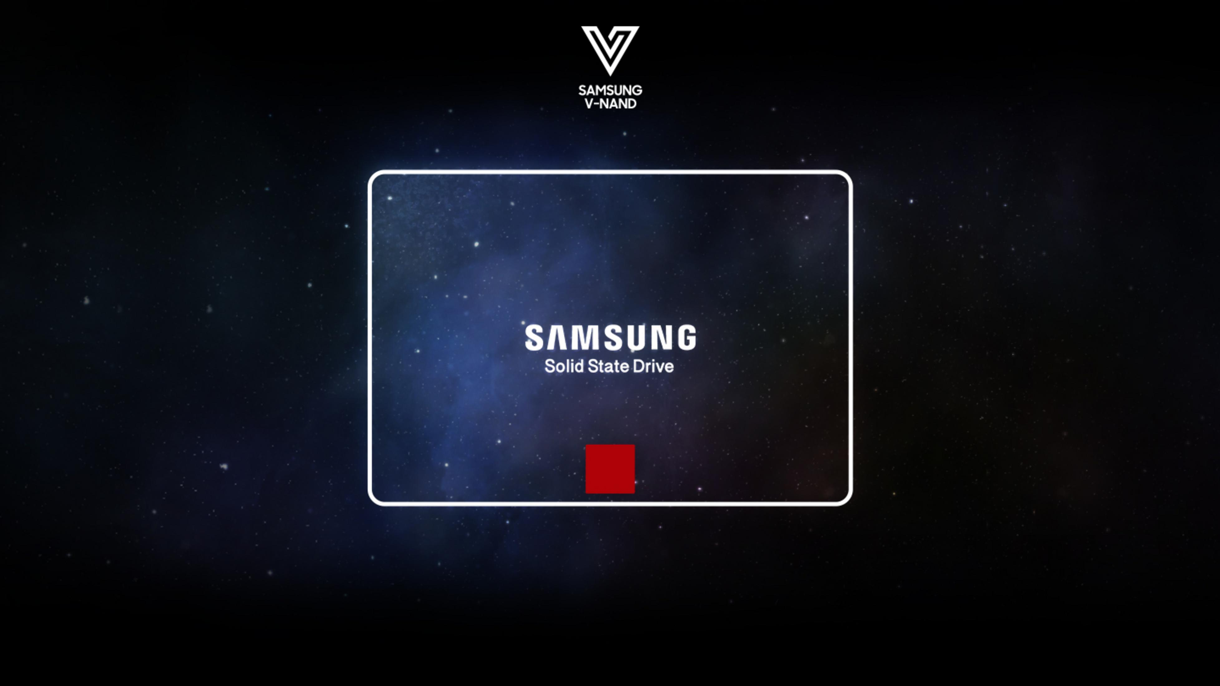 Samsung SSD auf sternenklarem Hintergrund. Das Samsung-Logo und 'Solid State Drive' sind sichtbar.