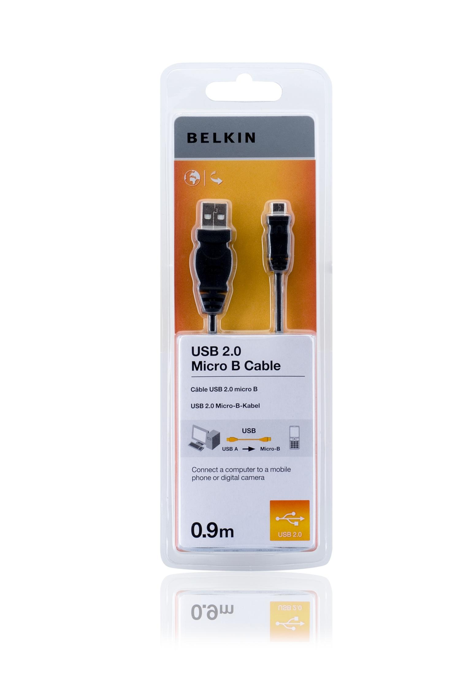 Kabel Belkin USB 2.0 Micro B w opakowaniu. Białe tło. Tekst i grafika na opakowaniu.