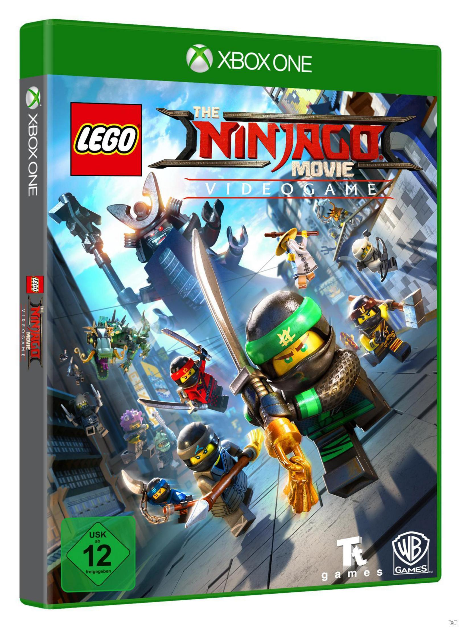 Die LEGO Ninjago Movie Xbox One Spielhülle. Sie zeigt Lego Ninjago-Charaktere auf grünem Hintergrund.