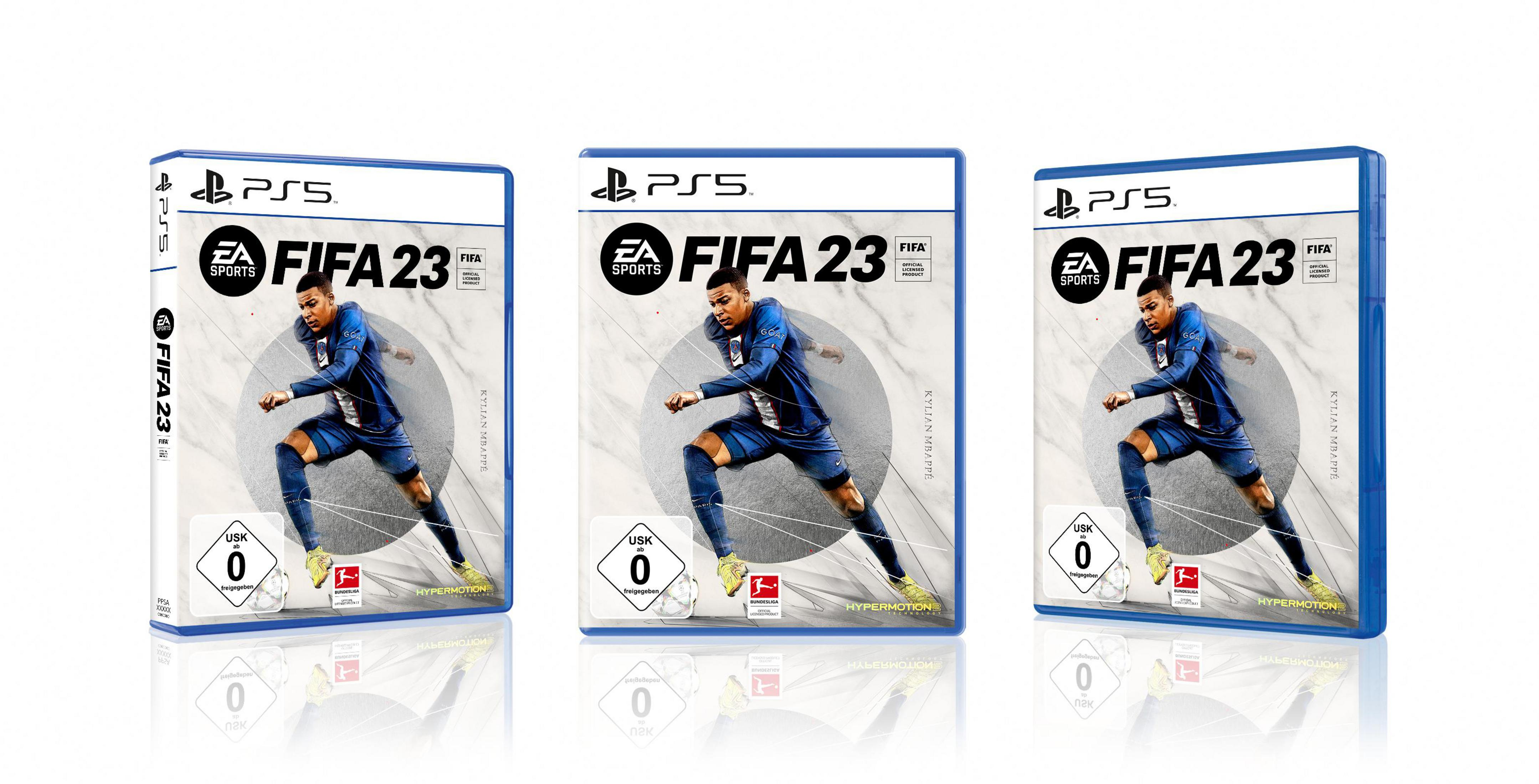 Drei FIFA 23 PS5 Spielboxen, jeweils mit einem Spieler in blauem Trikot.