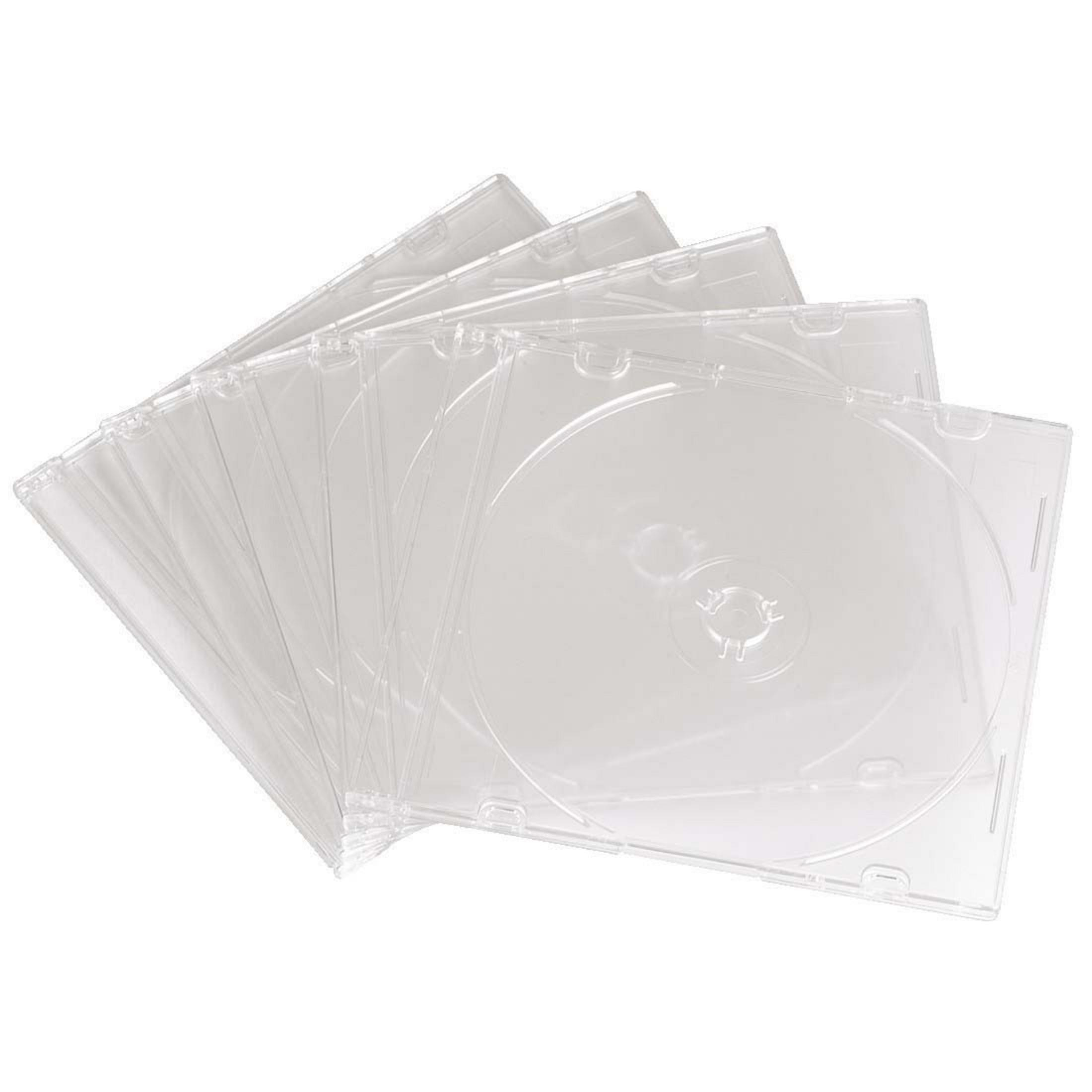 Ein Stapel transparenter, leerer CD-Hüllen, auf weißem Hintergrund aufgefächert.