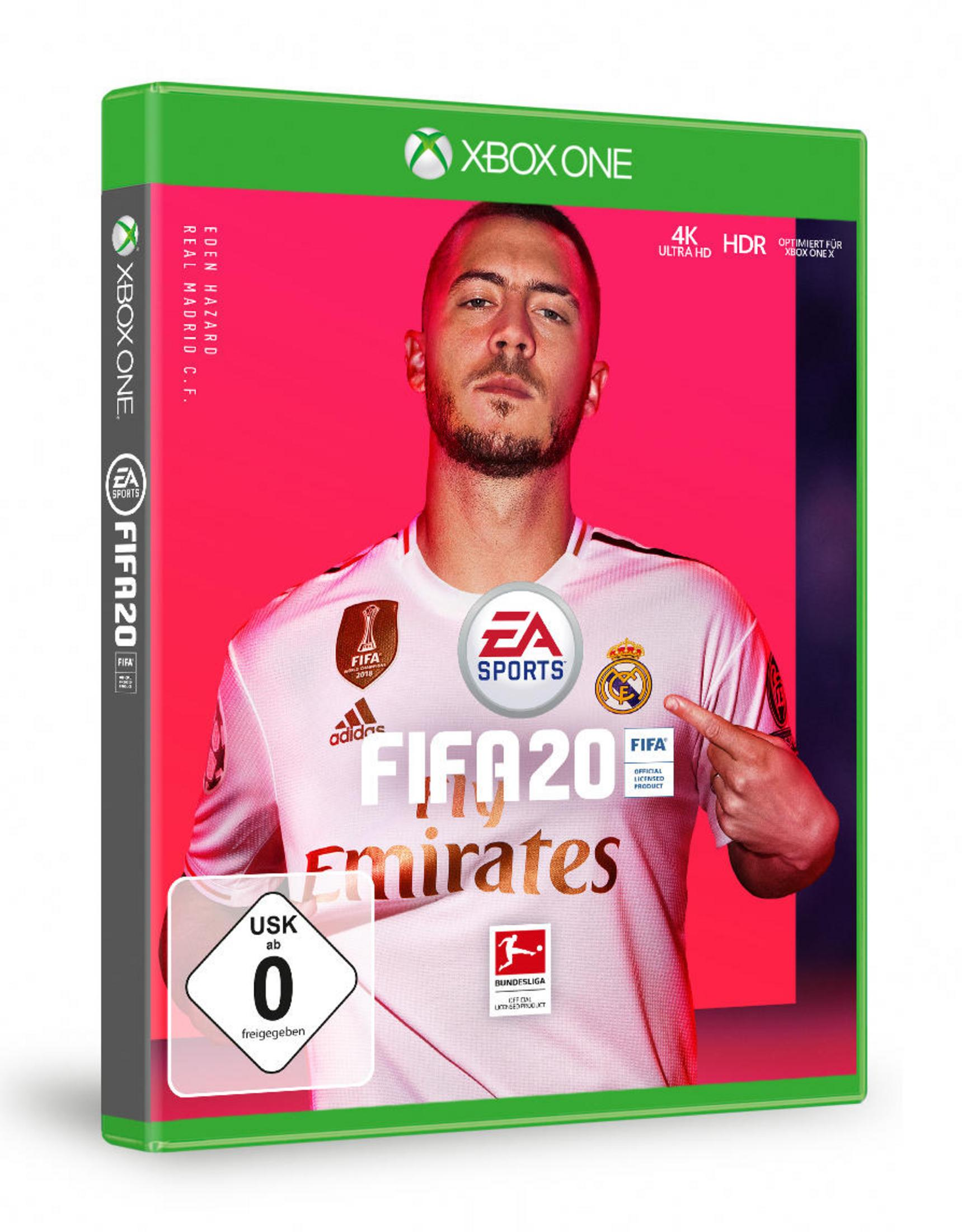 Scatola del gioco Xbox One per 'FIFA 20'. Presenta Eden Hazard sulla copertina con il logo EA Sports.