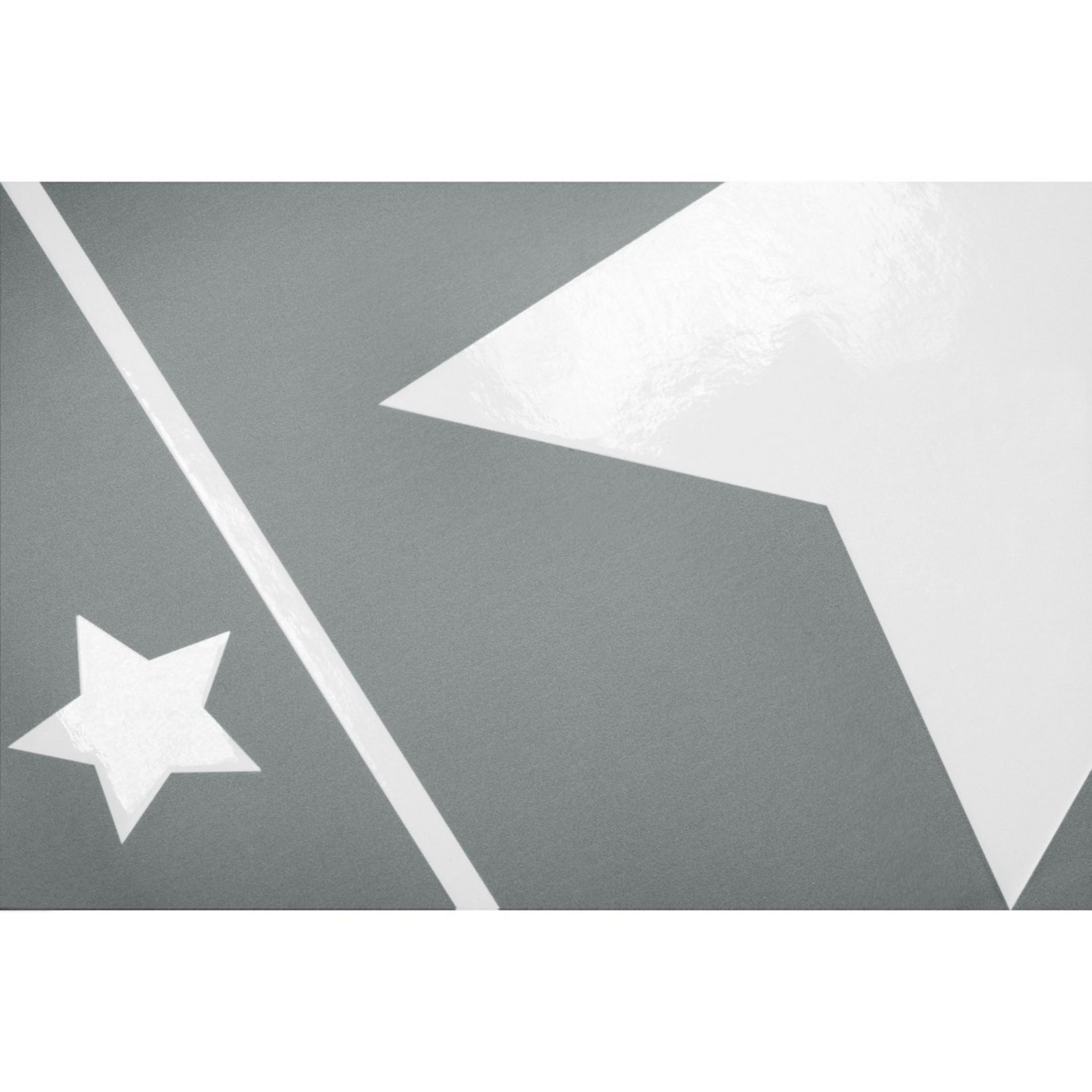 Grafika abstrakcyjna z białą gwiazdą, białą strzałką i białą linią na szarym tle.