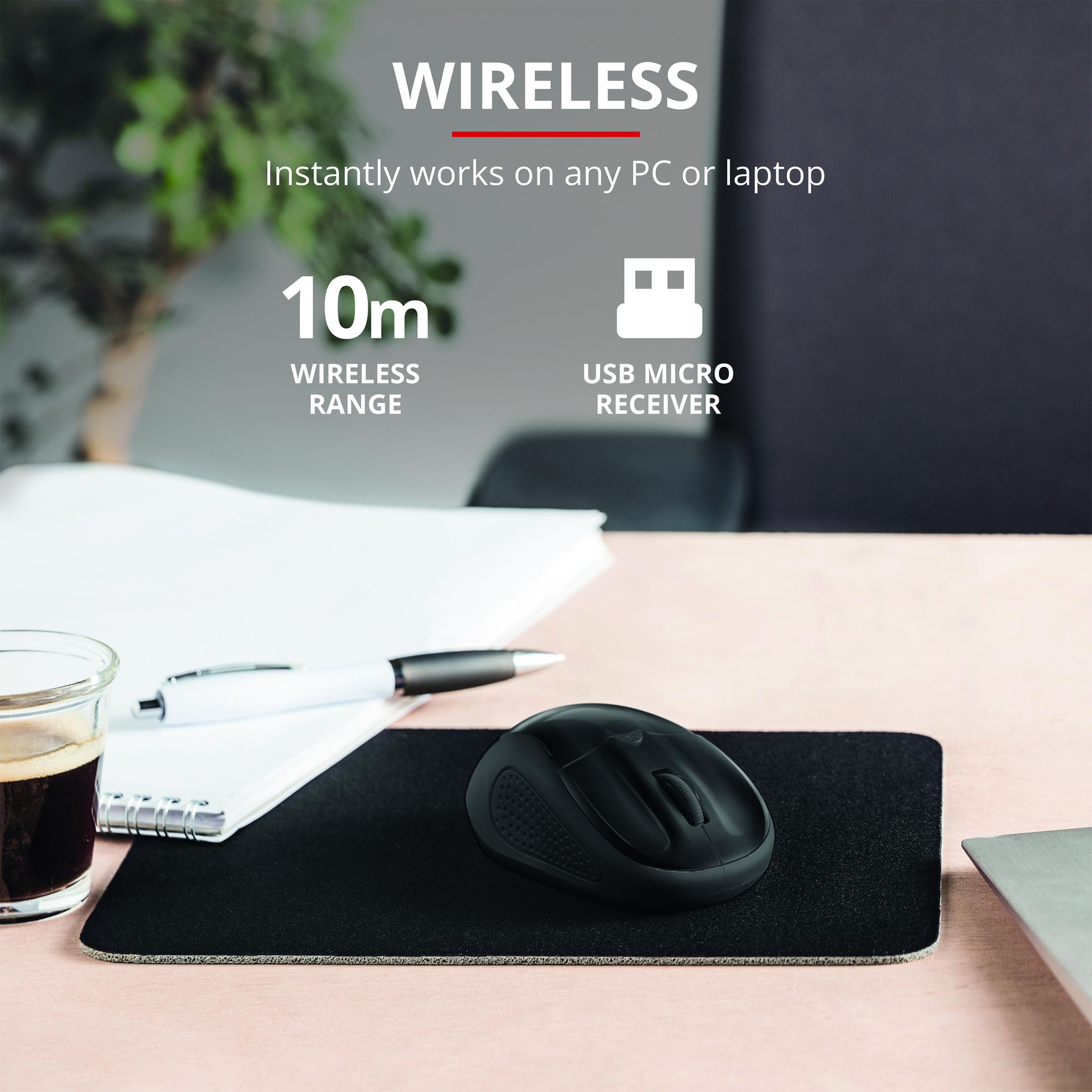Eine schwarze Maus auf einem schwarzen Mauspad auf einem Schreibtisch. Text: 'Wireless'.