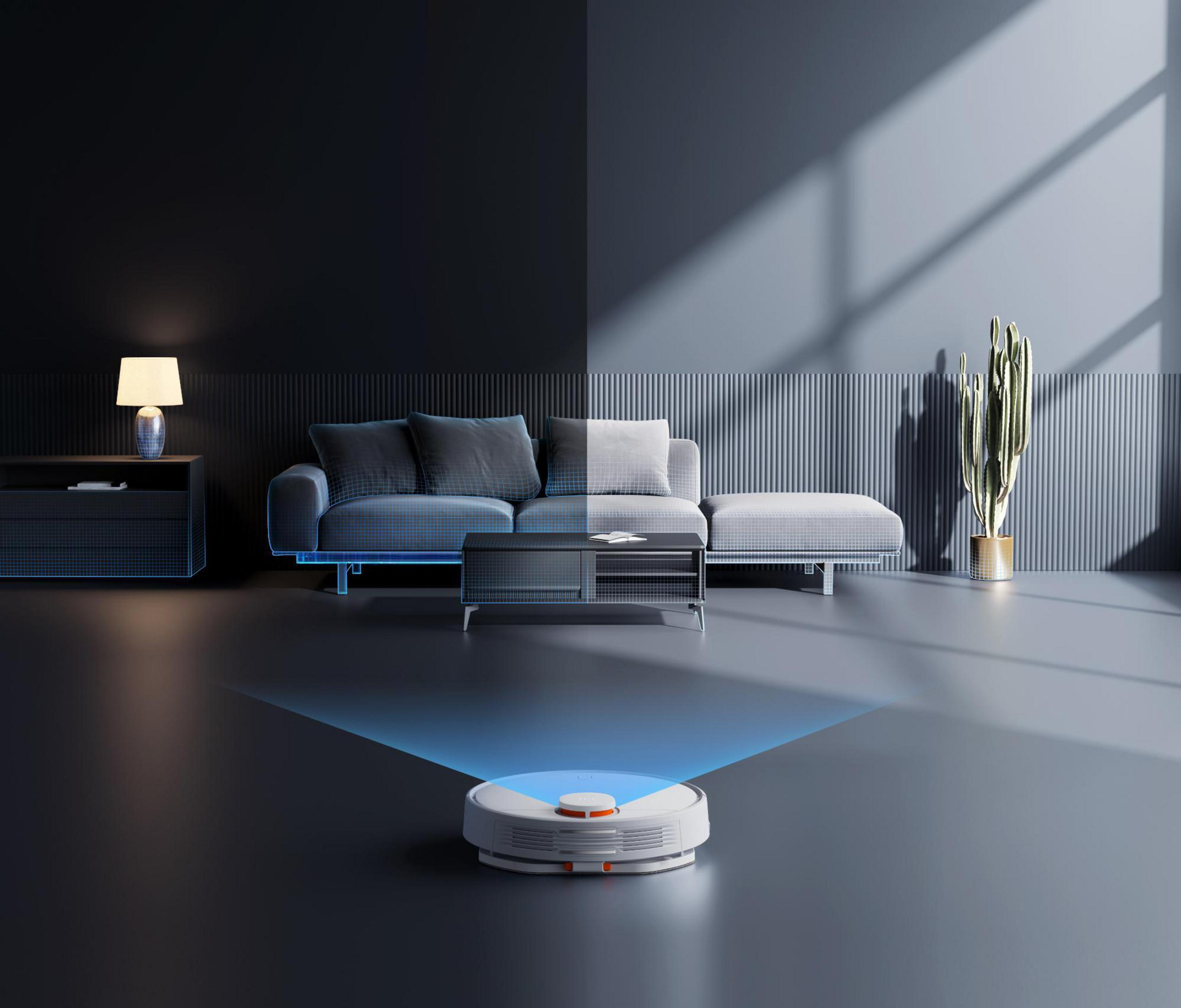 Ein Roboter-Staubsauger reinigt einen Raum mit Sofa, Tisch und Pflanze. Der Raum ist geteilt.